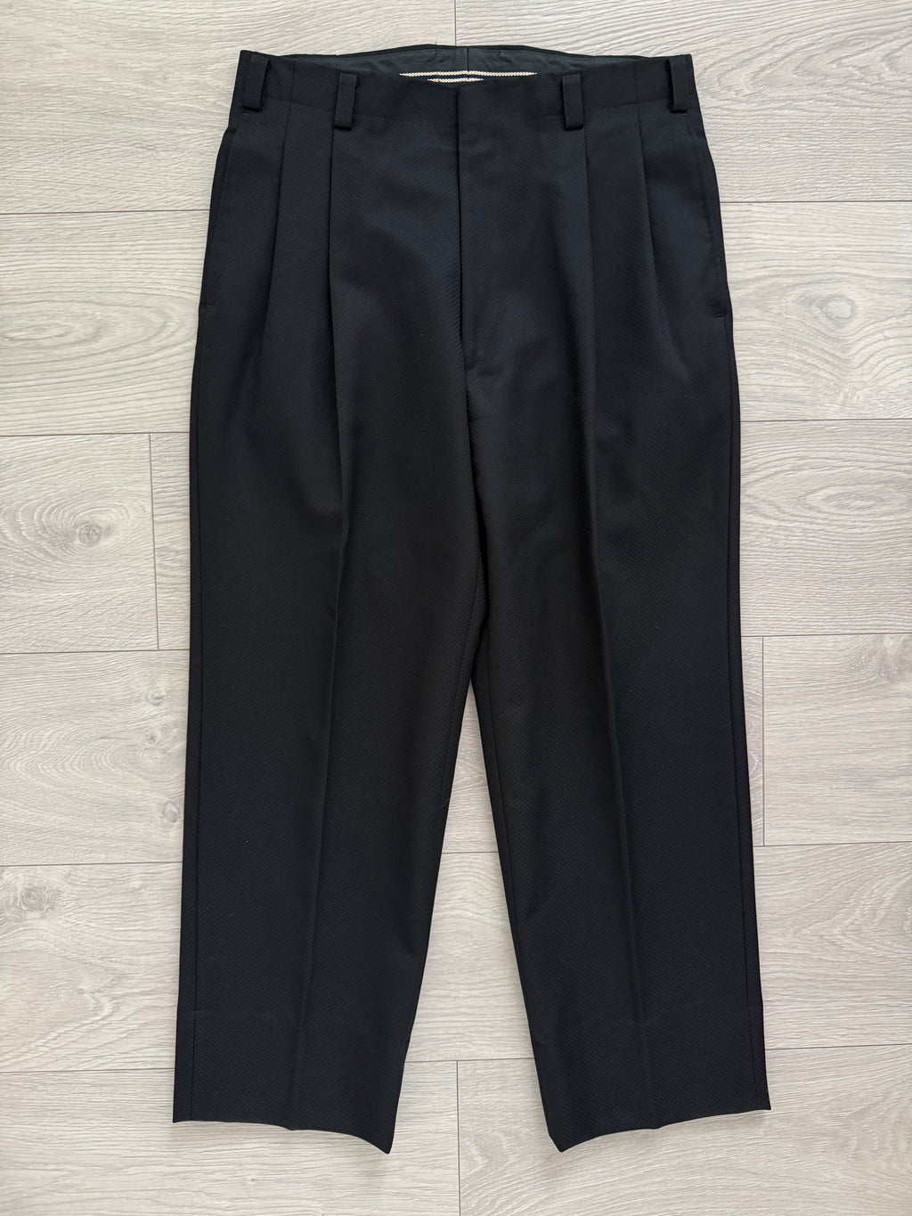 Yves Saint Laurent 1990s 3B Textured Pleated Wool Black Suit - Size S Jacket / 31" Waist