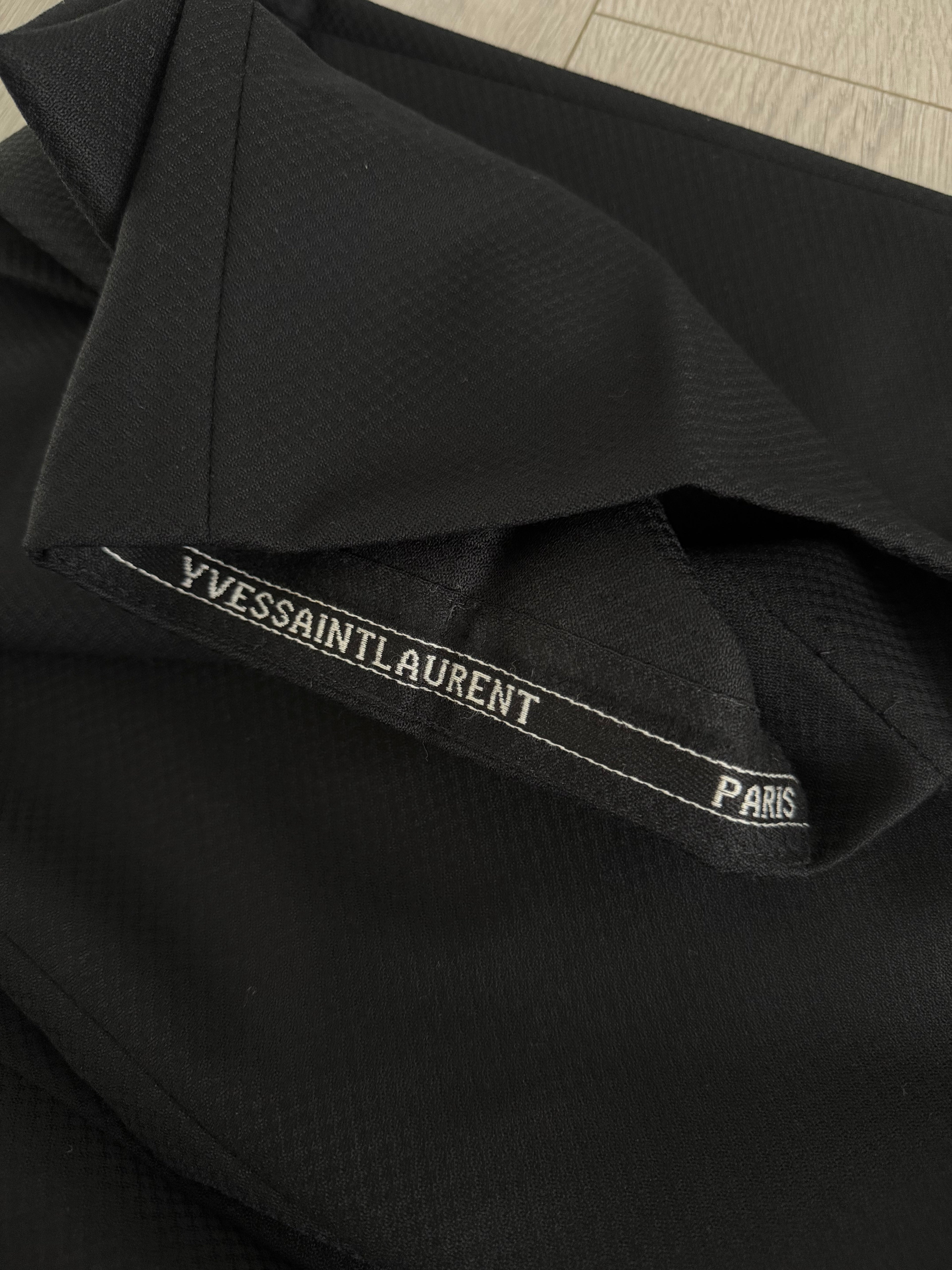 Yves Saint Laurent 1990s 3B Textured Pleated Wool Black Suit - Size S Jacket / 31" Waist