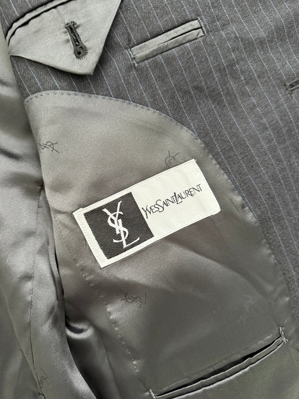 Yves Saint Laurent 1990s 3B Super 120s Wool Grey Pinstriped Suit - Size S Jacket / 31" Waist