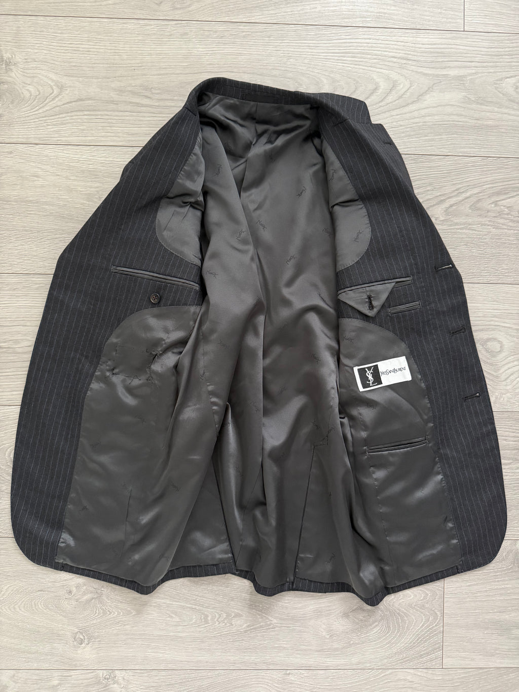 Yves Saint Laurent 1990s 3B Super 120s Wool Grey Pinstriped Suit - Size S Jacket / 31" Waist