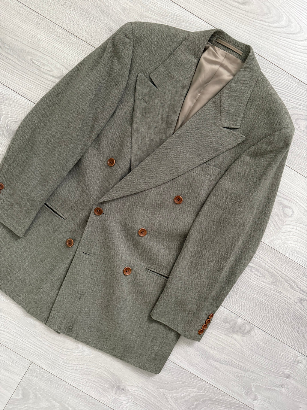 Hugo Boss 1980s Peaked Lapel Double Breasted Cerruti Fabric Wool Suit Taupe Beige - Size S Jacket / 30" Waist