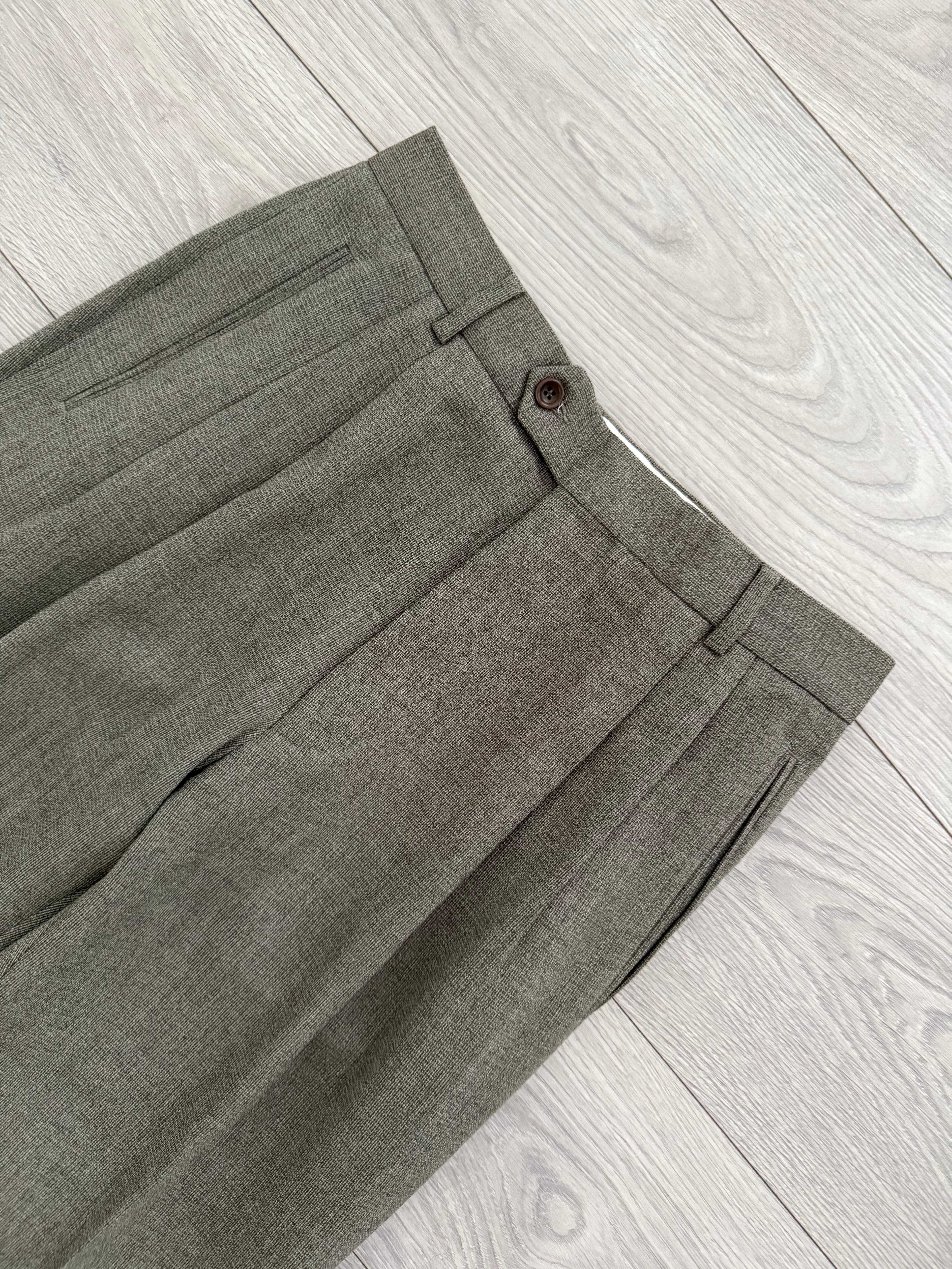 Hugo Boss 1980s Peaked Lapel Double Breasted Cerruti Fabric Wool Suit Taupe Beige - Size S Jacket / 30" Waist