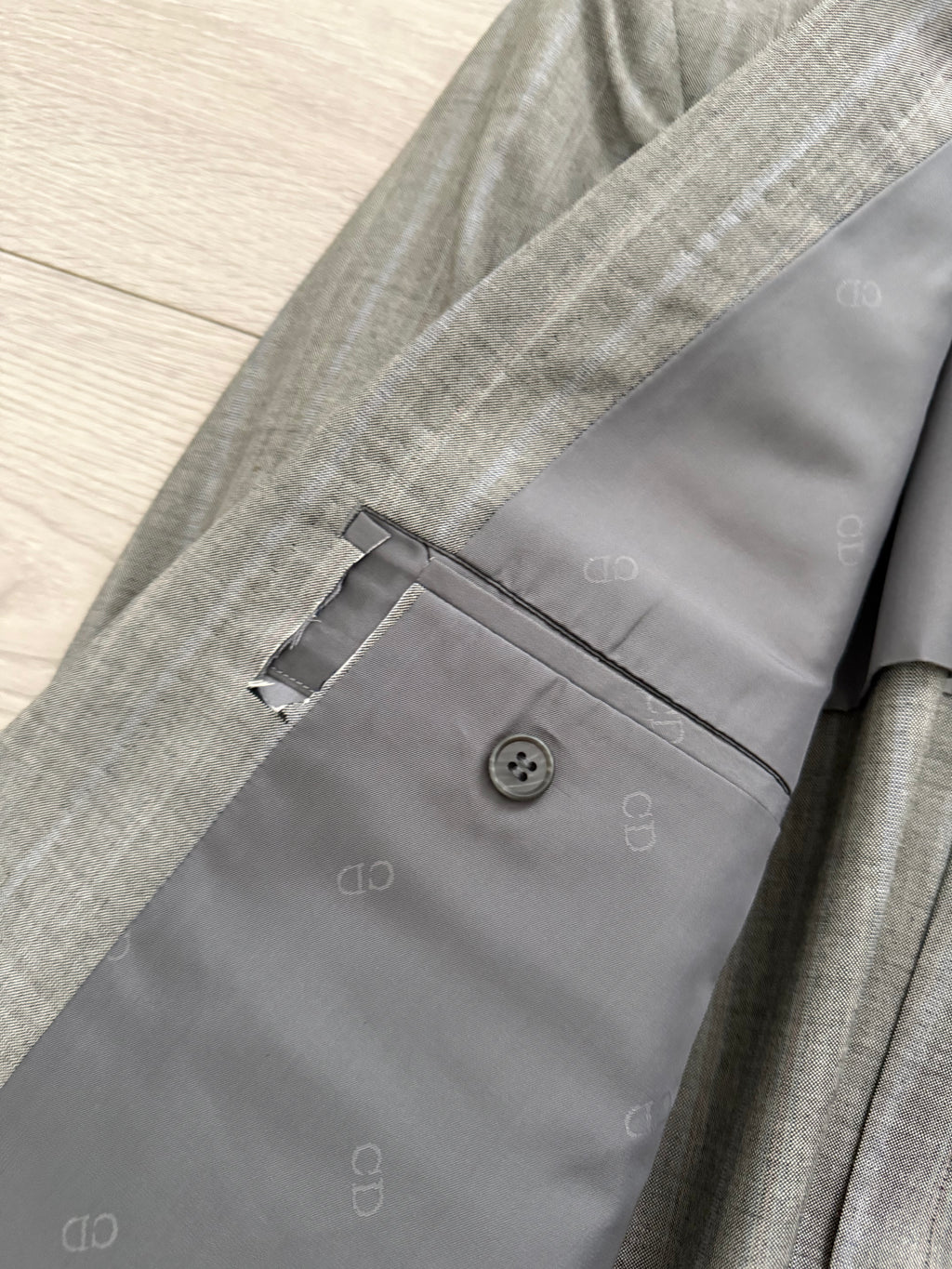 Christian Dior 1980s Peaked Lapel Double Breasted Wool Suit Grey - Size L Jacket / 34" Waist