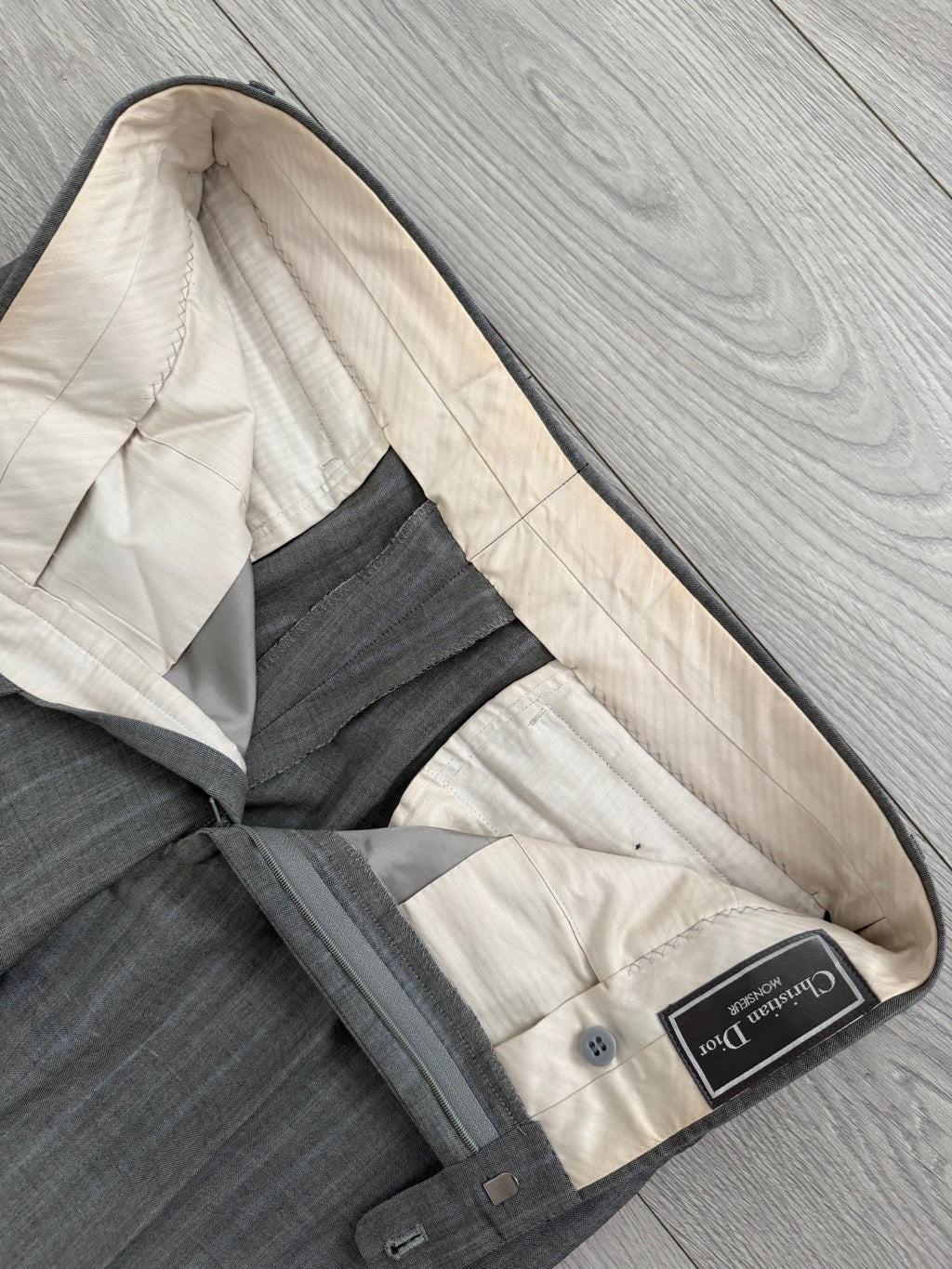 Christian Dior 1980s Peaked Lapel Double Breasted Wool Suit Grey - Size L Jacket / 34" Waist