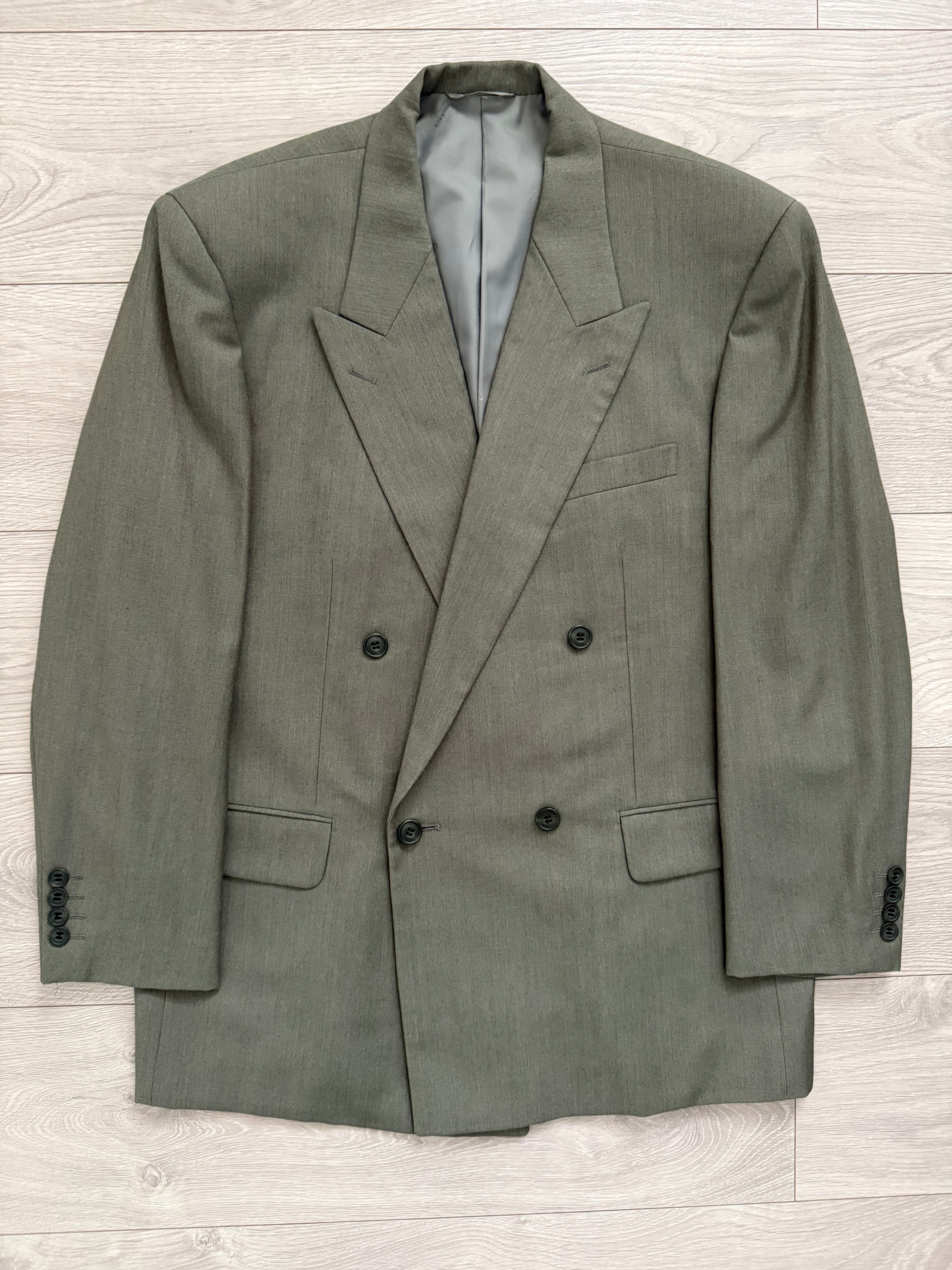 Christian Dior 1980s Peaked Lapel Double Breasted Pleated Wool Suit Taupe Olive - Size XL Jacket / 34" Waist