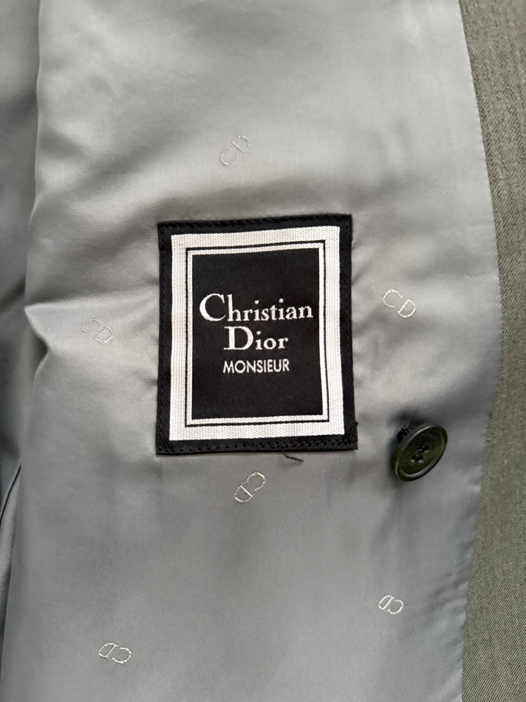 Christian Dior 1980s Peaked Lapel Double Breasted Pleated Wool Suit Taupe Olive - Size XL Jacket / 34" Waist