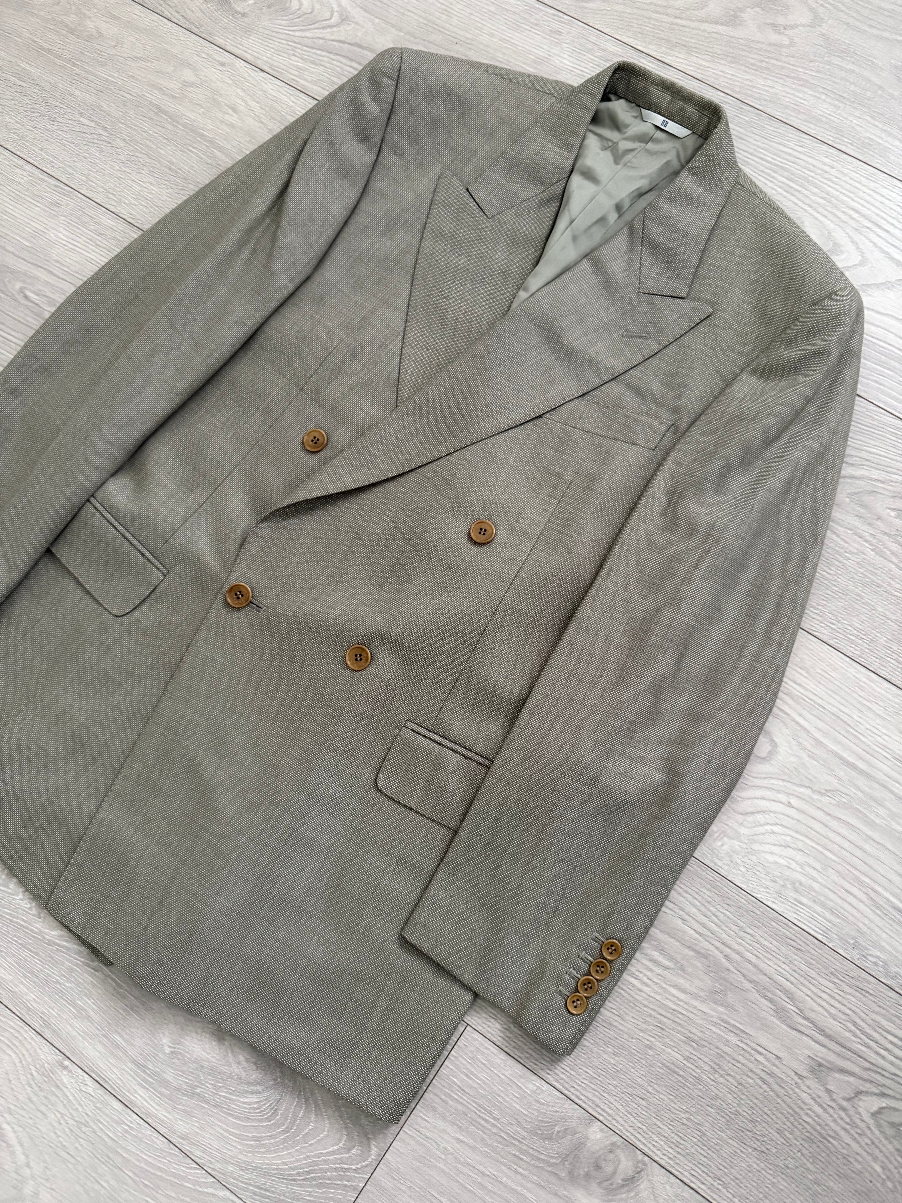 Givenchy 1980s Peaked Lapel Double Breasted Pleated Wool Suit Taupe Beige - Size M Jacket / 32" Waist