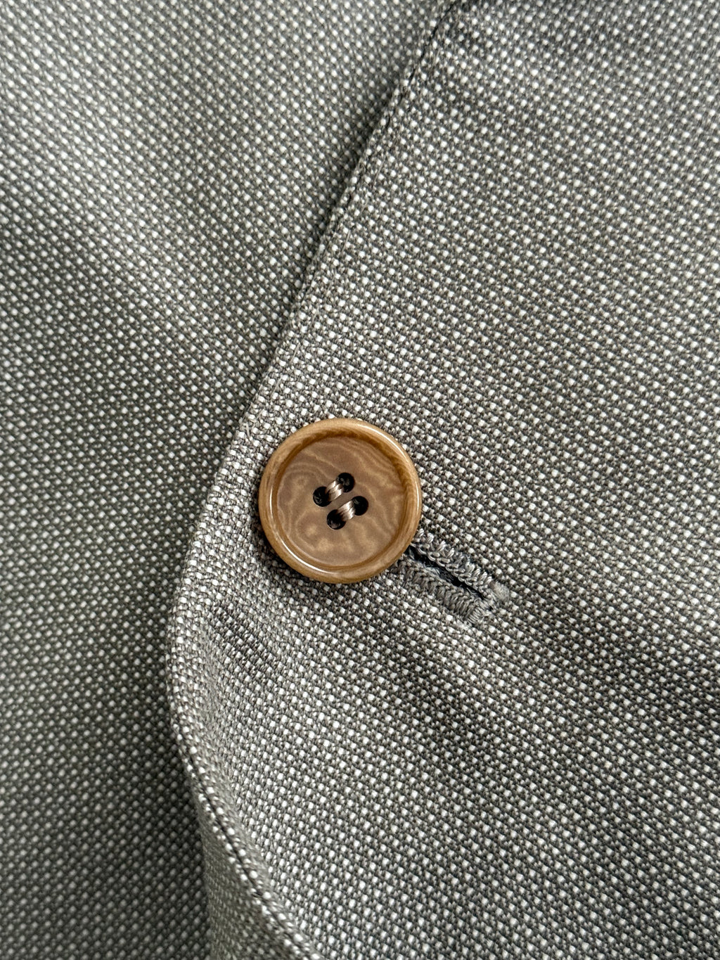 Givenchy 1980s Peaked Lapel Double Breasted Pleated Wool Suit Taupe Beige - Size M Jacket / 32" Waist