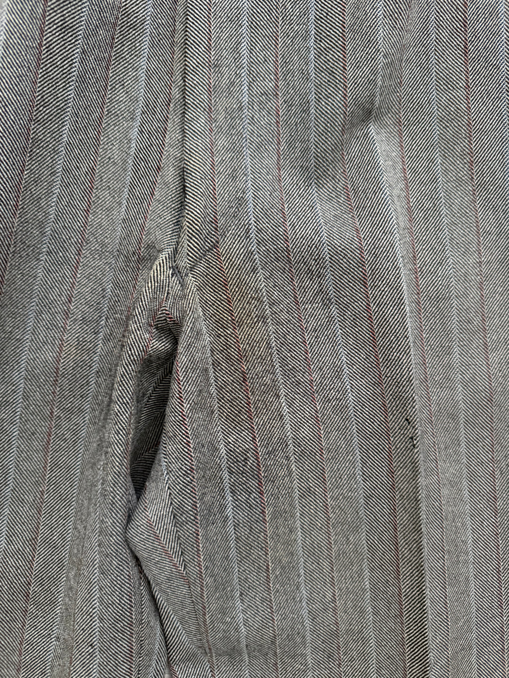 Givenchy 1980s 2B Textured Wool Striped Grey Suit - Size S Jacket / 32" Waist