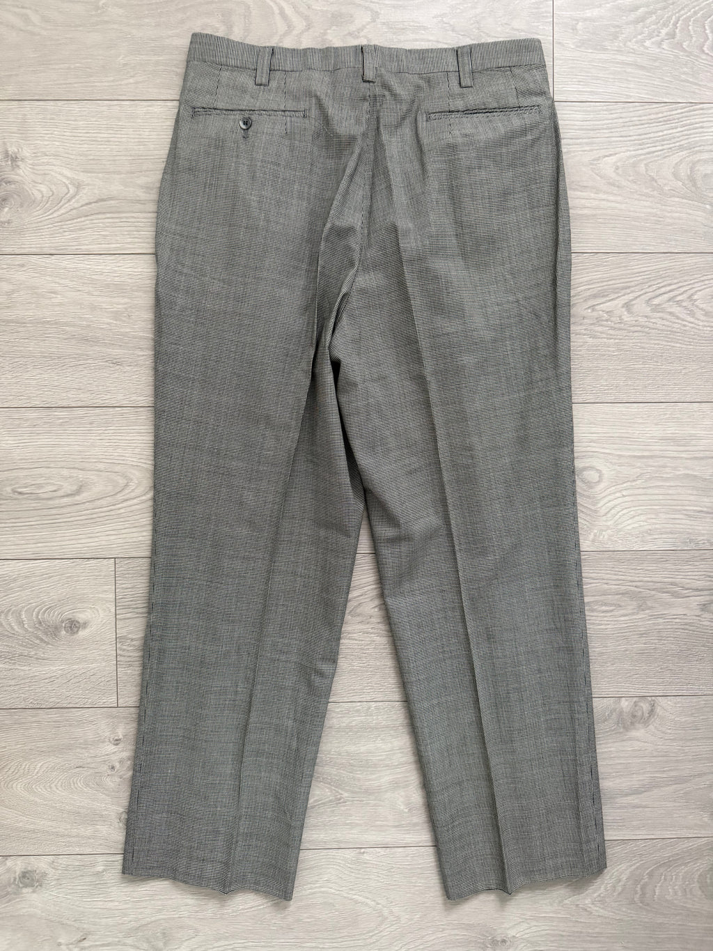 Givenchy 1980s 3B Pleated Wool Textured Grey Suit - Size XL Jacket / 35" Waist