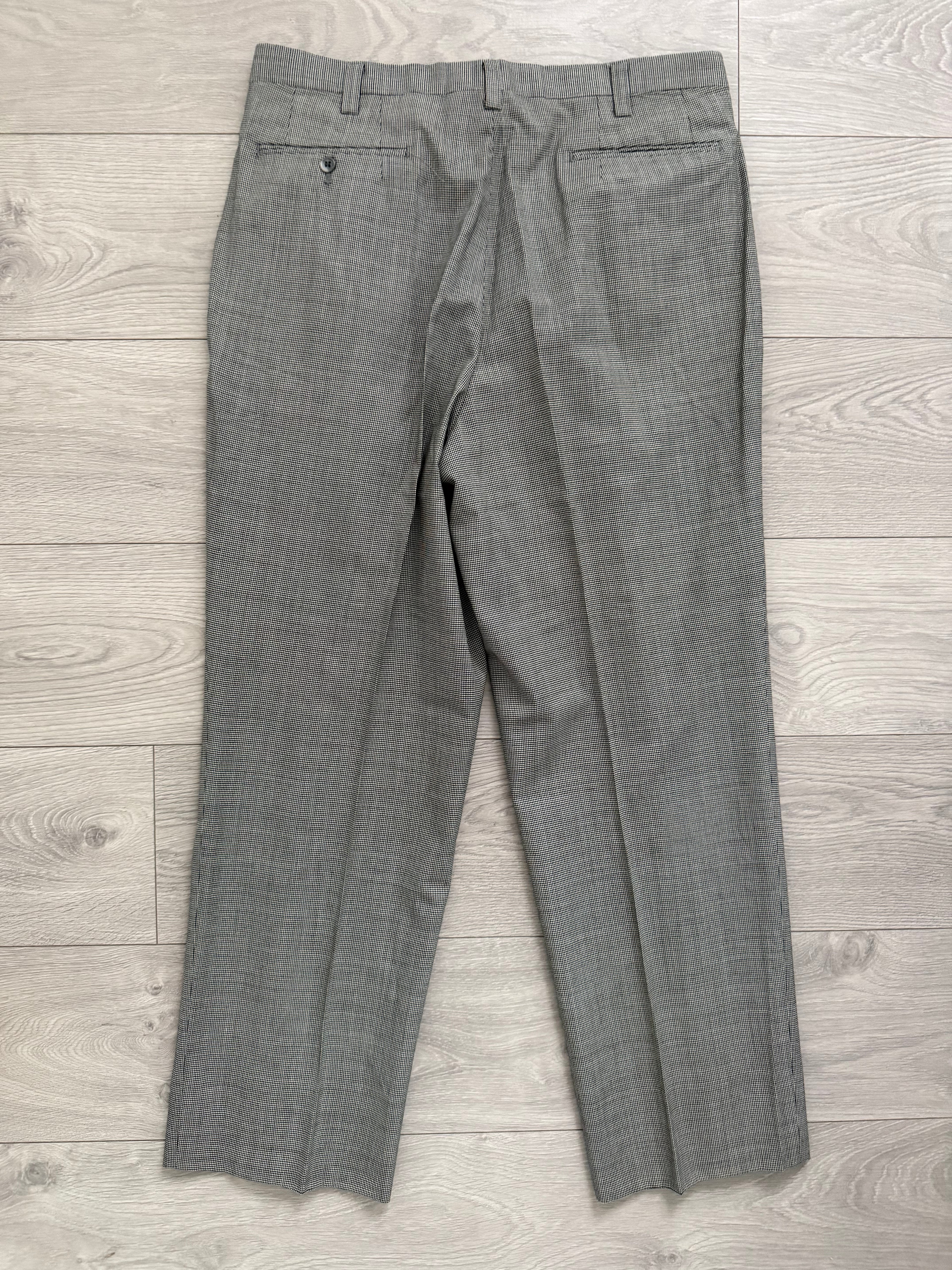 Givenchy 1980s 3B Pleated Wool Textured Grey Suit - Size XL Jacket / 35" Waist