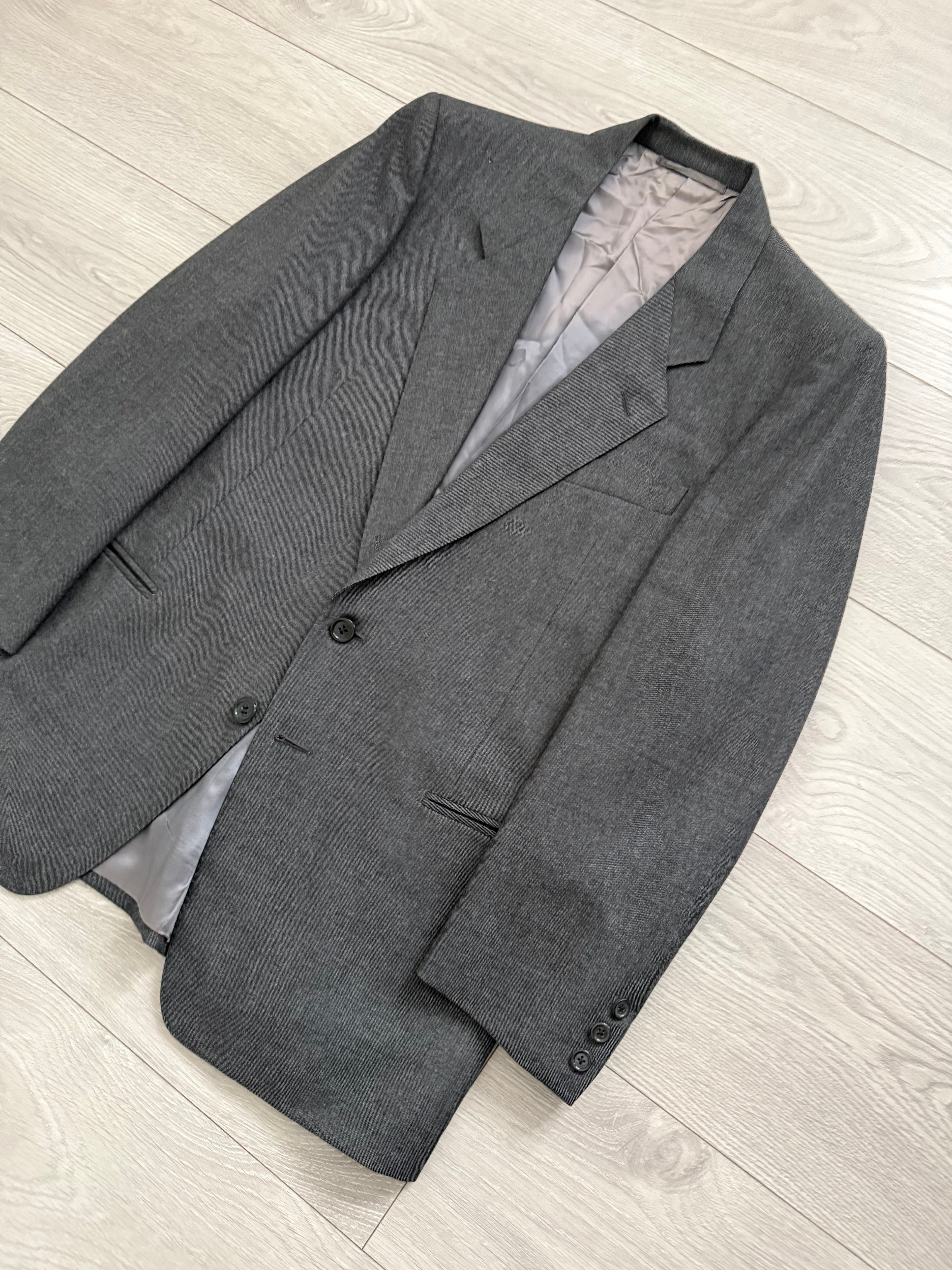 Givenchy 1980s 2B Pleated Wool Cerruti Fabric Grey Suit - Size S Jacket / 32" Waist