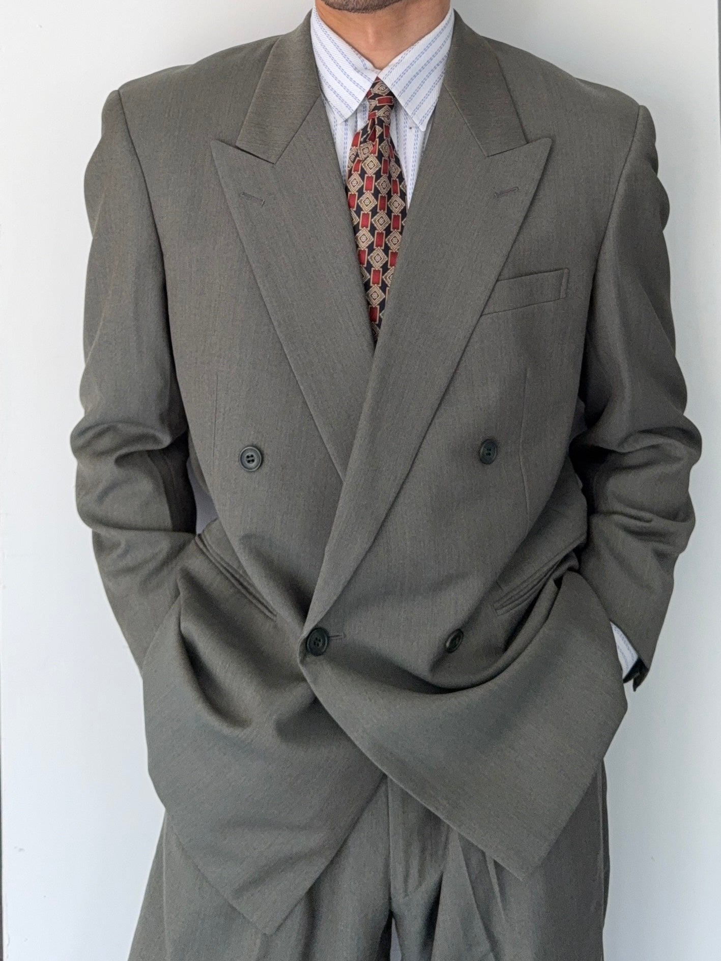 Christian Dior 1980s Peaked Lapel Double Breasted Pleated Wool Suit Taupe Olive - Size XL Jacket / 34" Waist