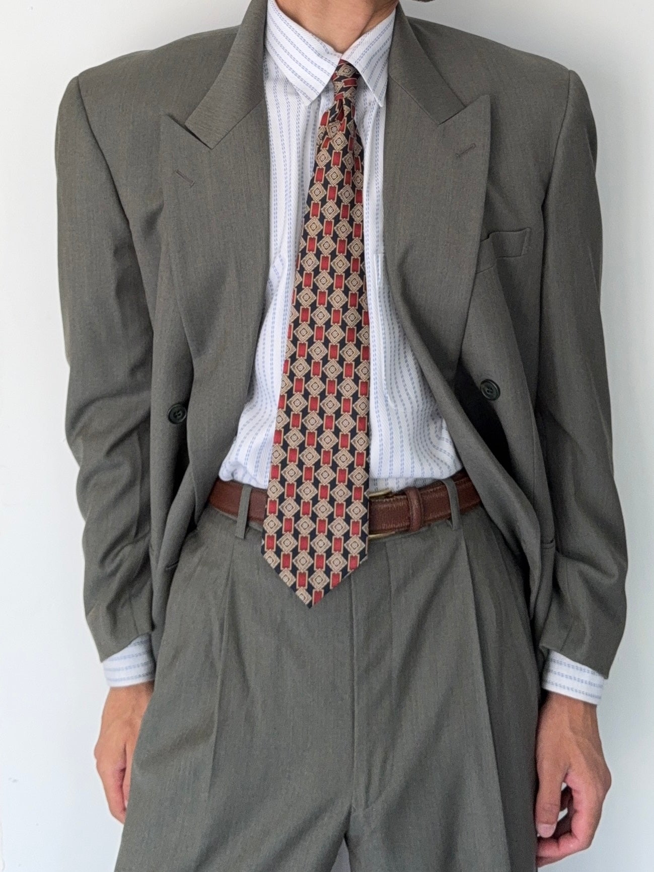 Christian Dior 1980s Peaked Lapel Double Breasted Pleated Wool Suit Taupe Olive - Size XL Jacket / 34" Waist