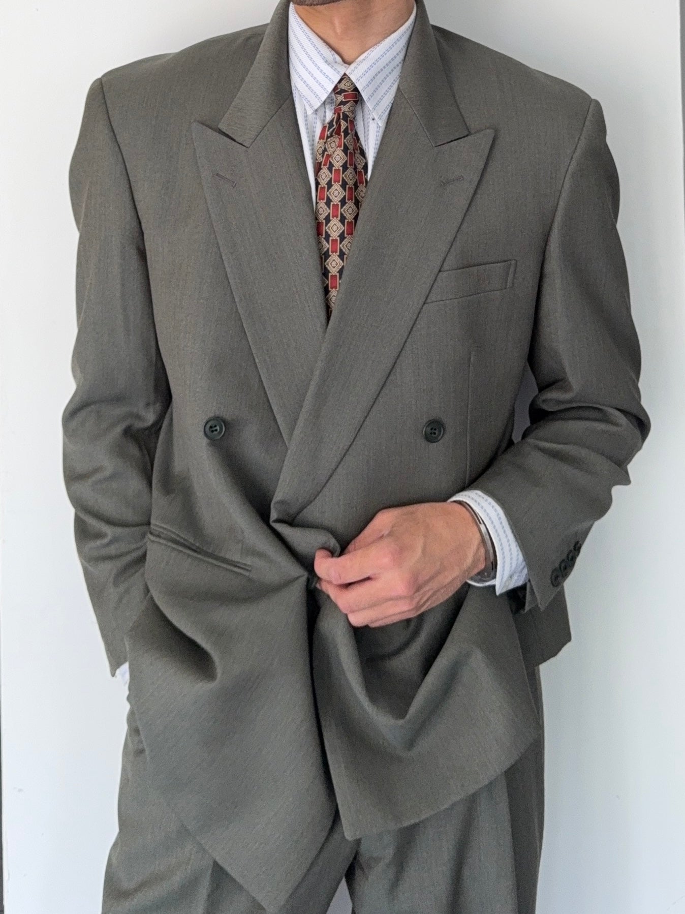 Christian Dior 1980s Peaked Lapel Double Breasted Pleated Wool Suit Taupe Olive - Size XL Jacket / 34" Waist
