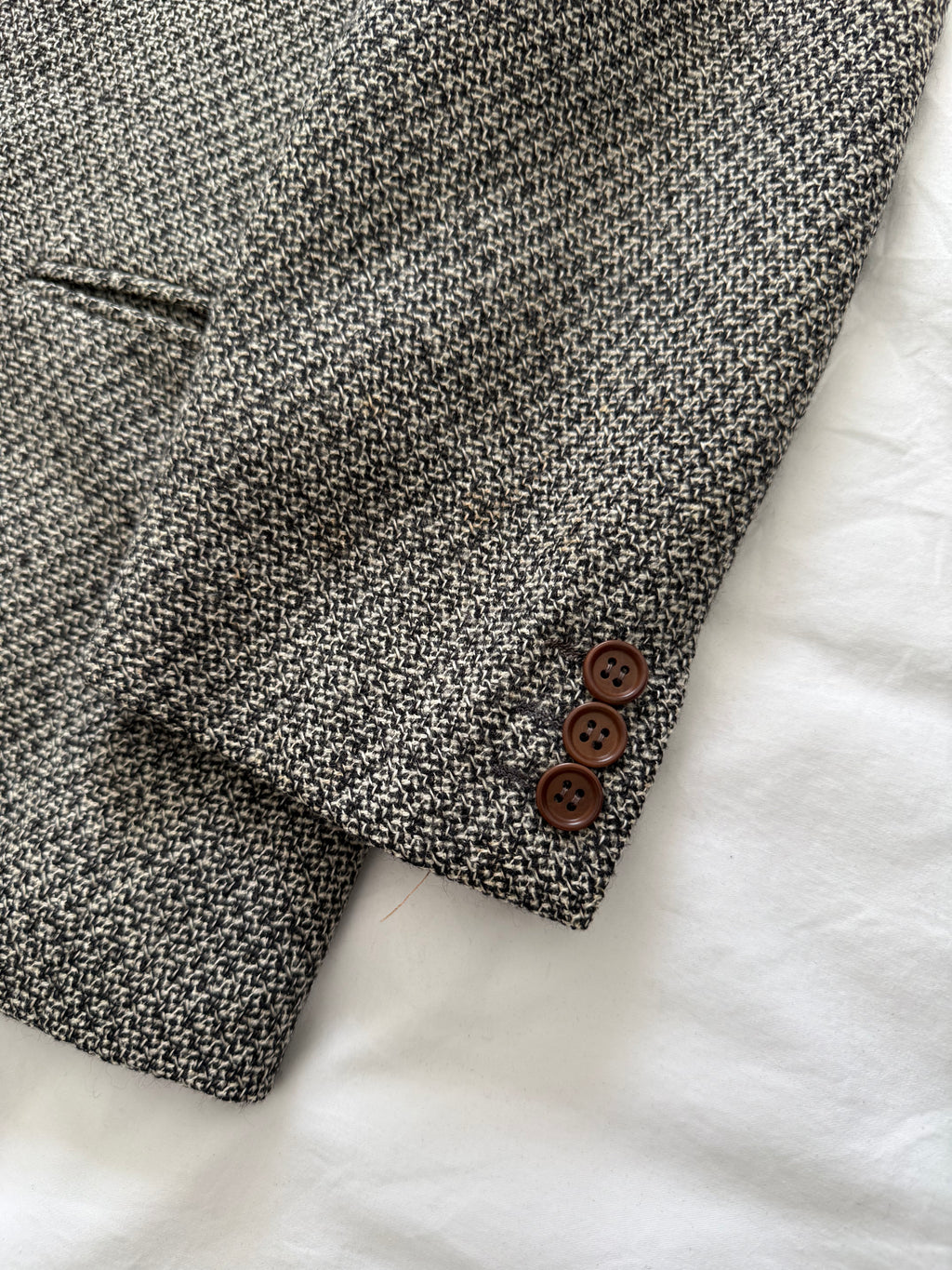 Giorgio Armani 1990s Black Label Peaked Lapel Double Breasted Textured Wool Sport Jacket Blazer - Size M