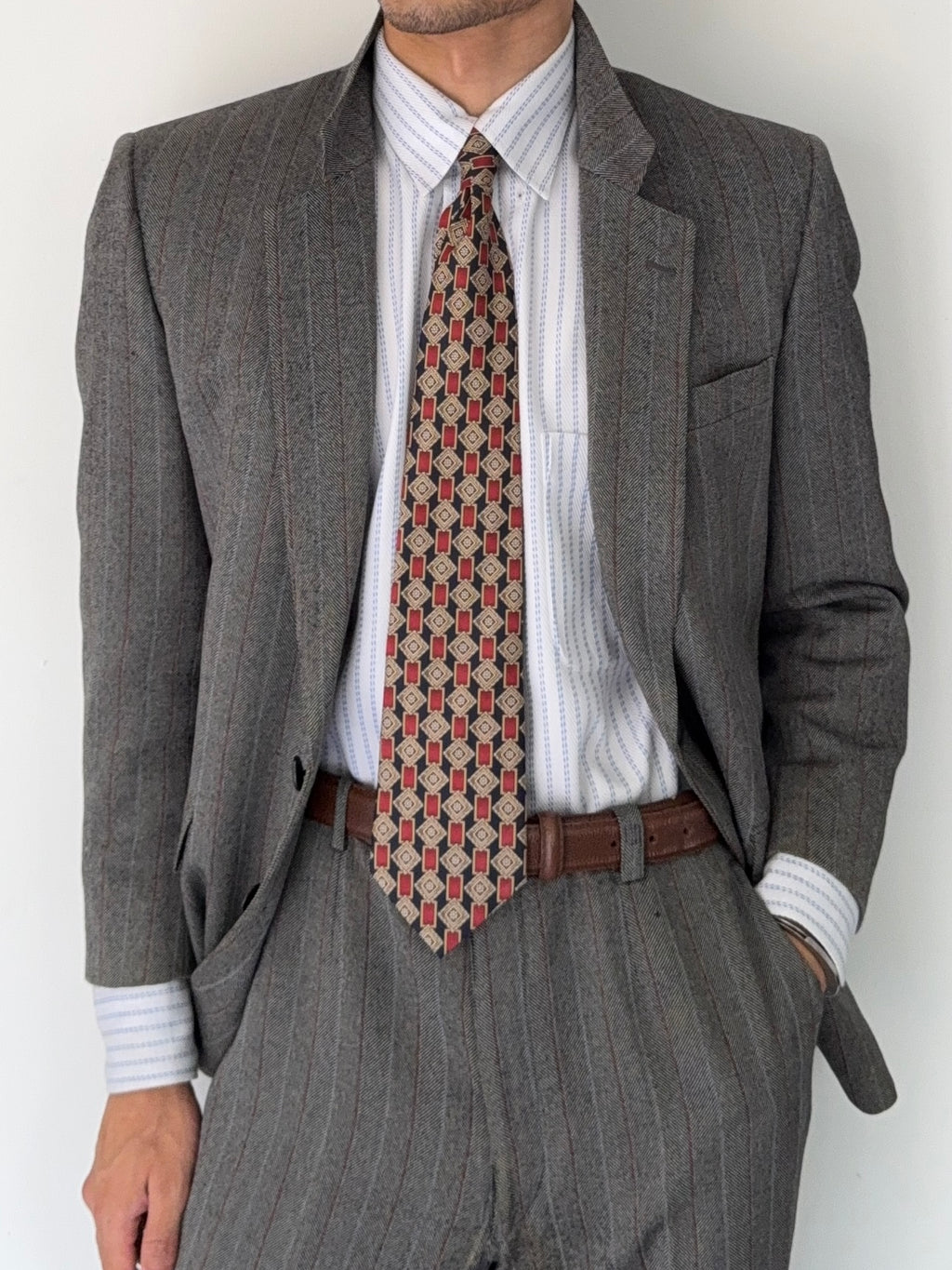 Givenchy 1980s 2B Textured Wool Striped Grey Suit - Size S Jacket / 32" Waist