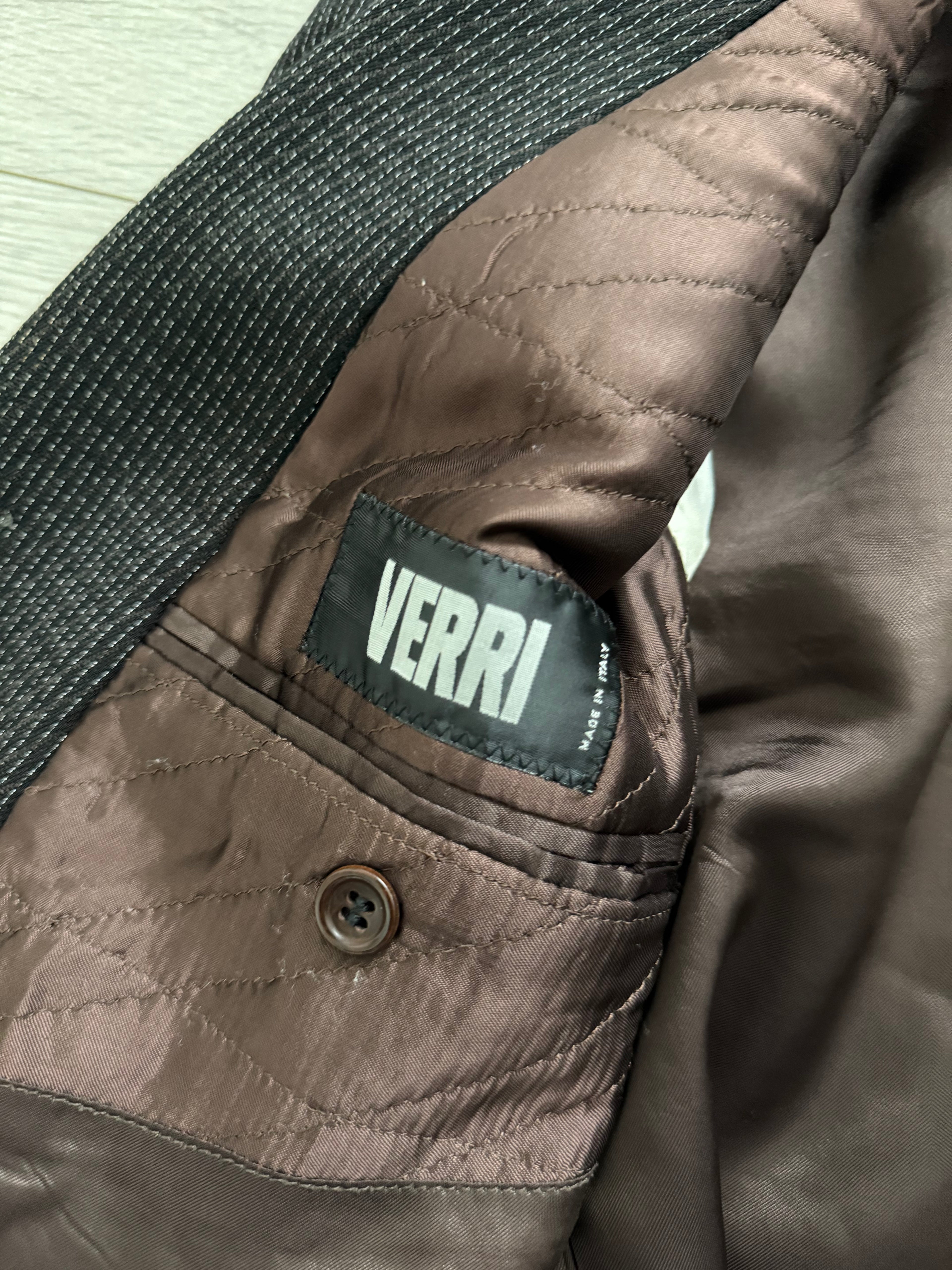 Verri Uomo Armani 1990s Peaked Lapel Double Breasted 6B Wool Textured Brown Suit - Size S Jacket / 32" Waist
