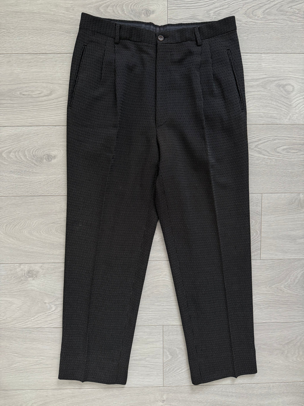 Verri Uomo Armani 1990s Peaked Lapel Double Breasted 6B Wool Textured Brown Suit - Size S Jacket / 32" Waist