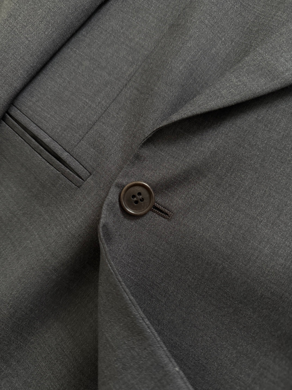 Gianfranco Ferre 1980s Peaked Lapel Double Breasted Pleated Wool Suit - Size S Jacket / 31" Waist