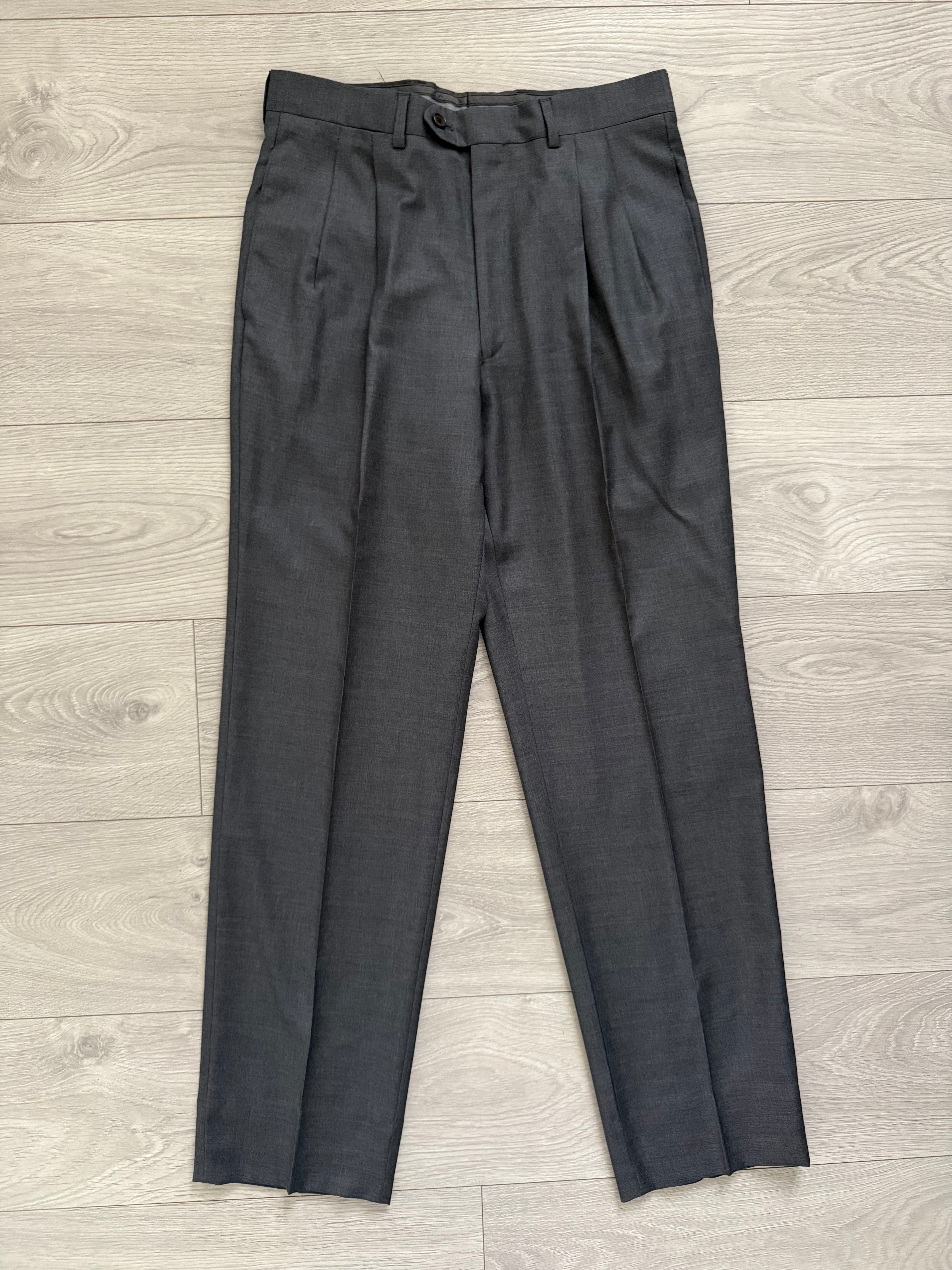 Gianfranco Ferre 1980s Peaked Lapel Double Breasted Pleated Wool Suit - Size S Jacket / 31" Waist