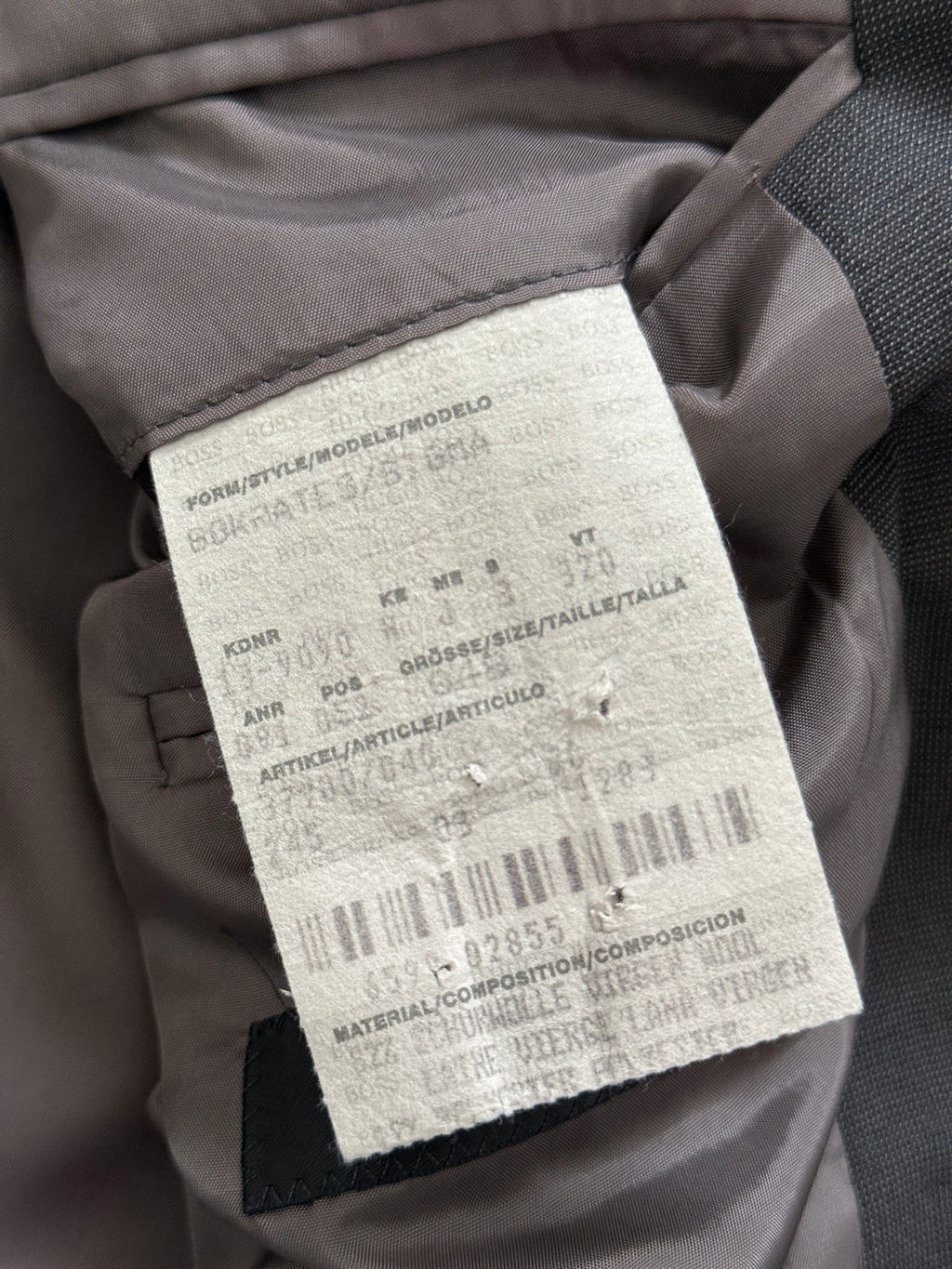 Hugo Boss 1990s 4B Pleated Wool Suit Grey - Size L Jacket / 33" Waist
