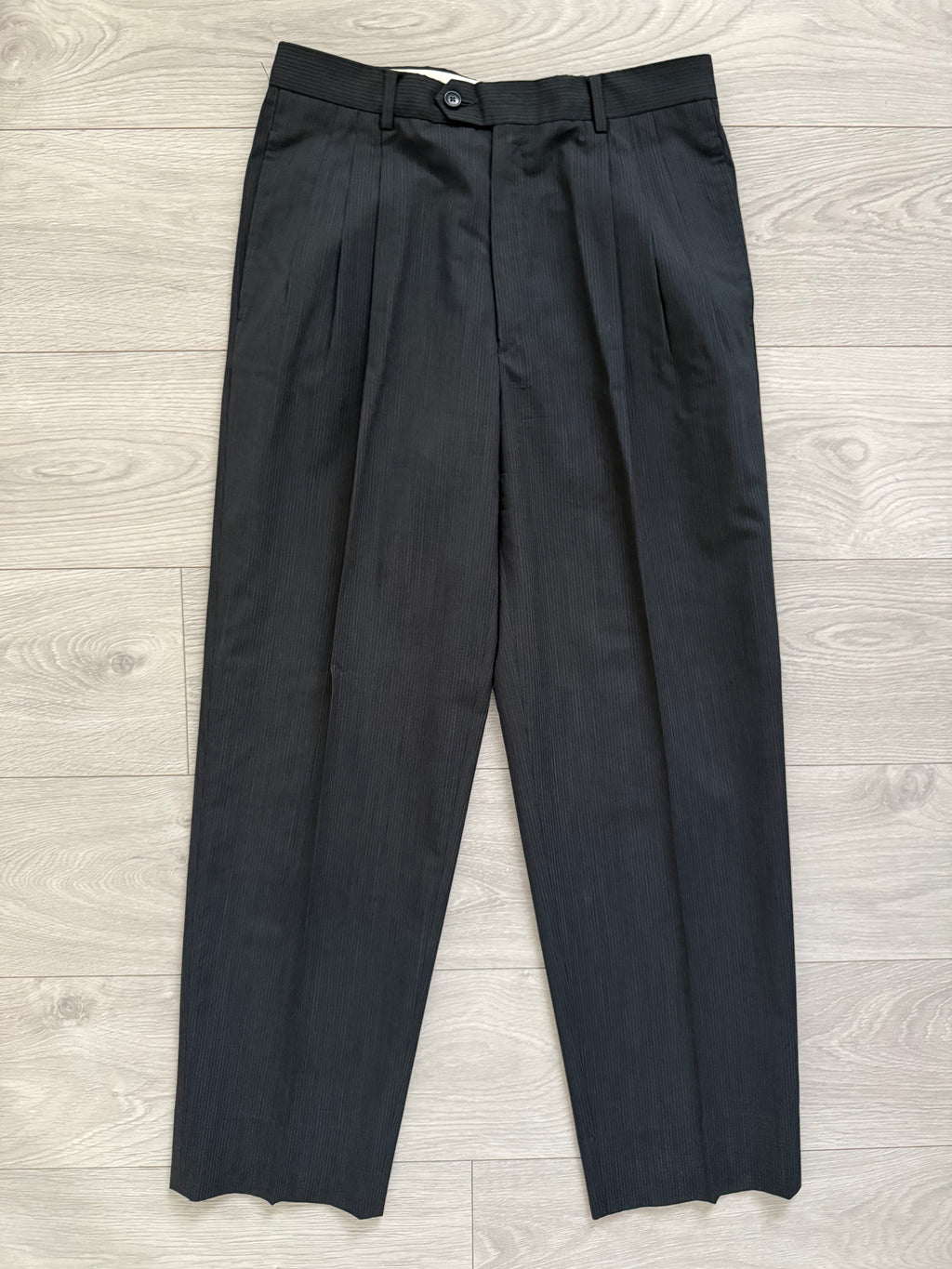 Basile 1980s 1B Asymmetrical Pleated Wool Grey Suit - Size S Jacket / 30" Waist