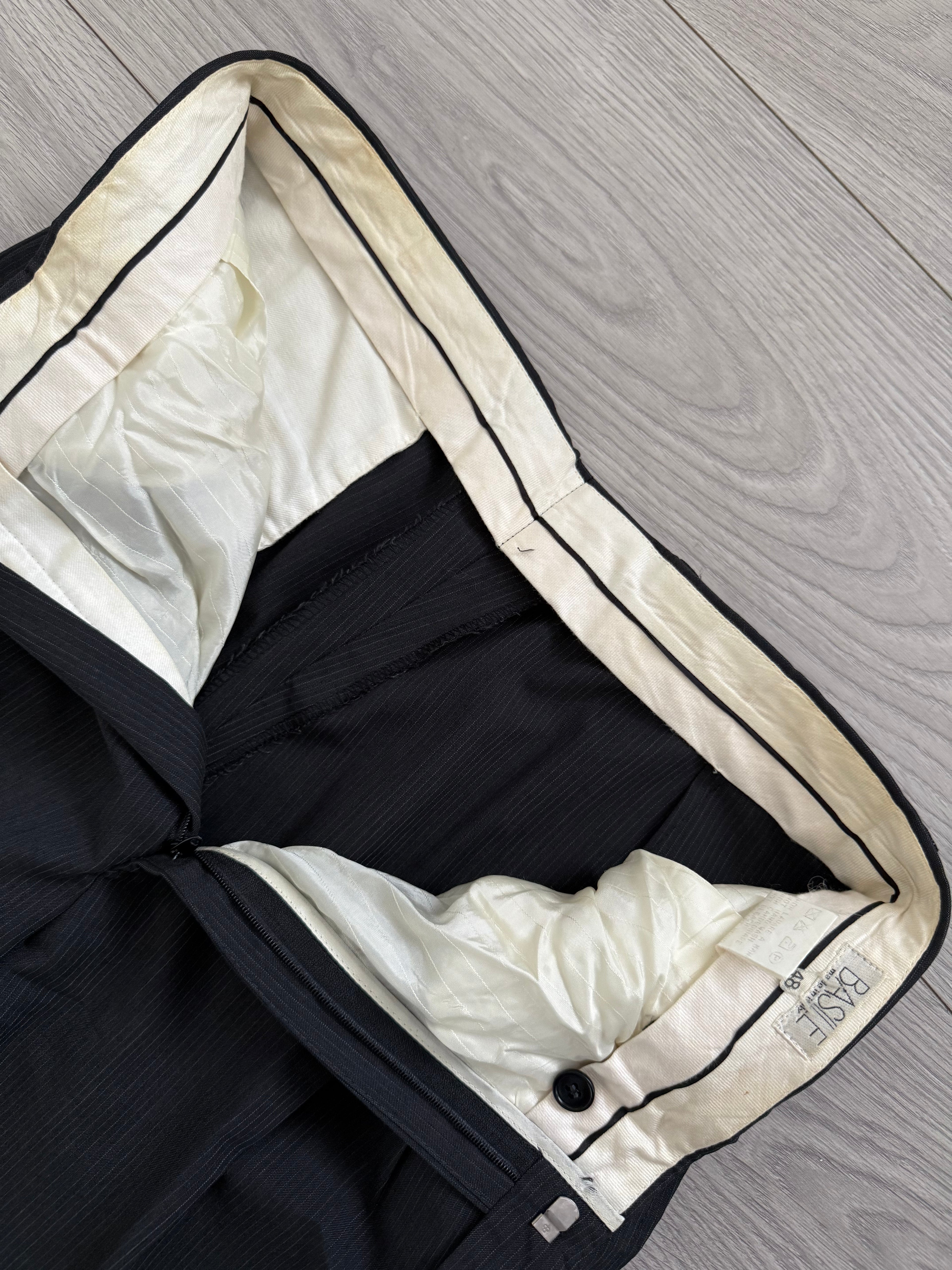 Basile 1980s 1B Asymmetrical Pleated Wool Grey Suit - Size S Jacket / 30" Waist