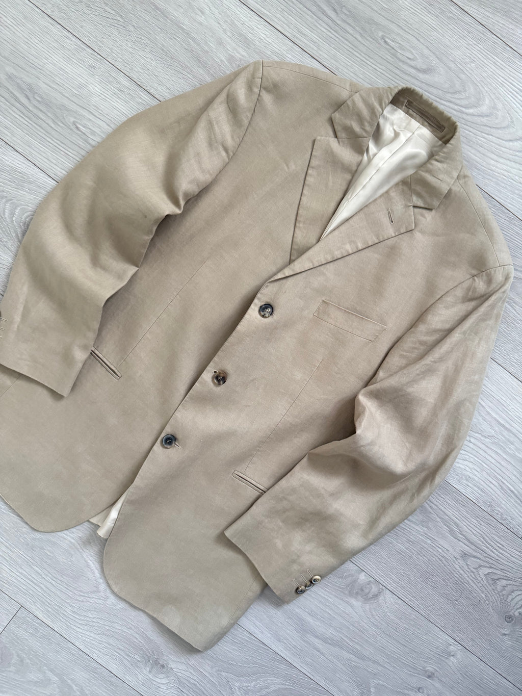 Hugo Boss 1990s 3B Linen Suit - Size XL Jacket / 35" Waist