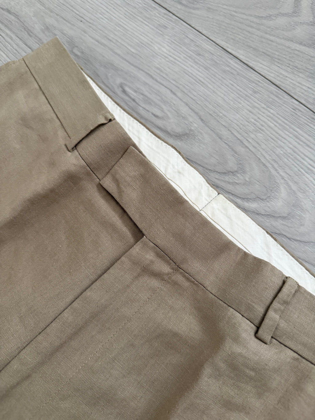 Hugo Boss 1990s 3B Linen Suit - Size XL Jacket / 35" Waist