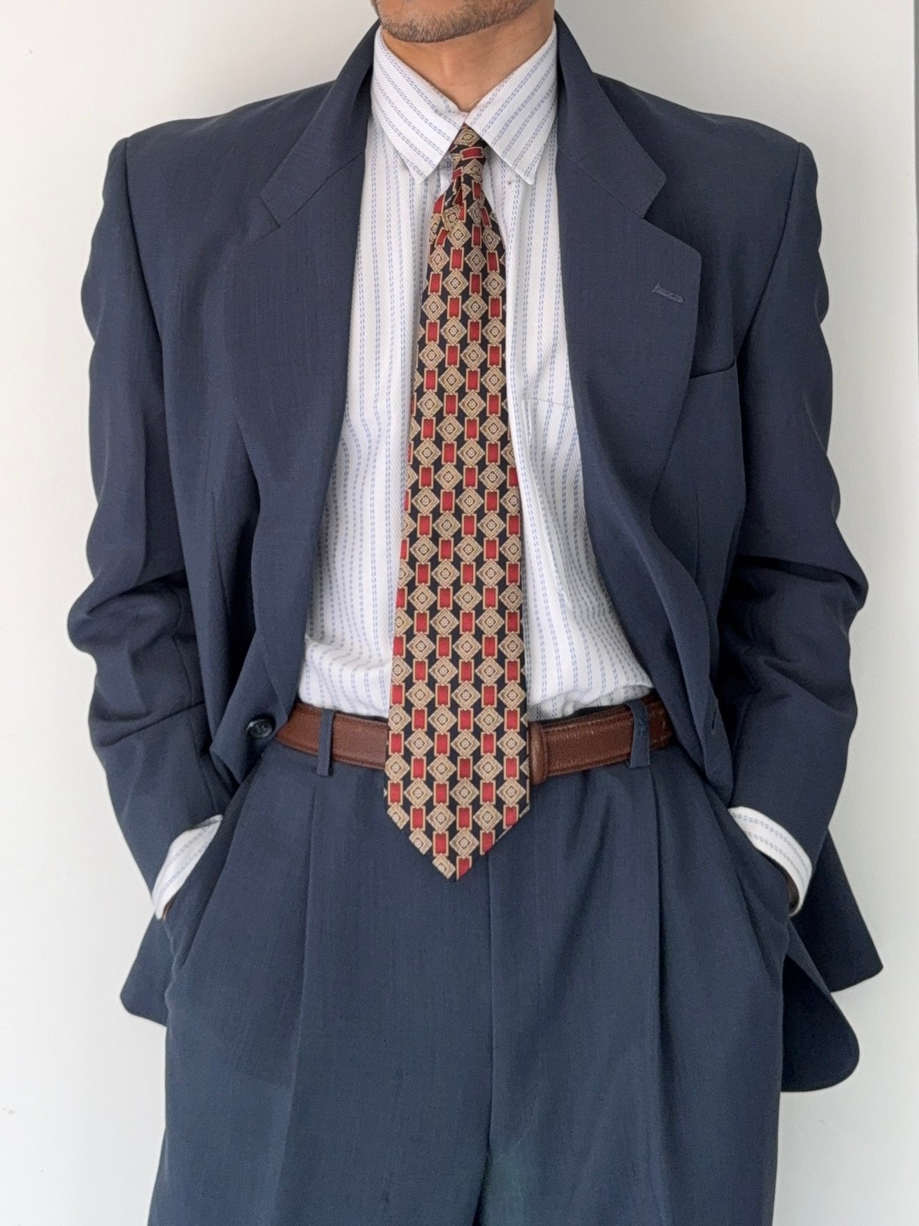 Givenchy 1980s 2B Pleated Wool Textured Blue Lightweight Suit - Size L Jacket / 35" Waist