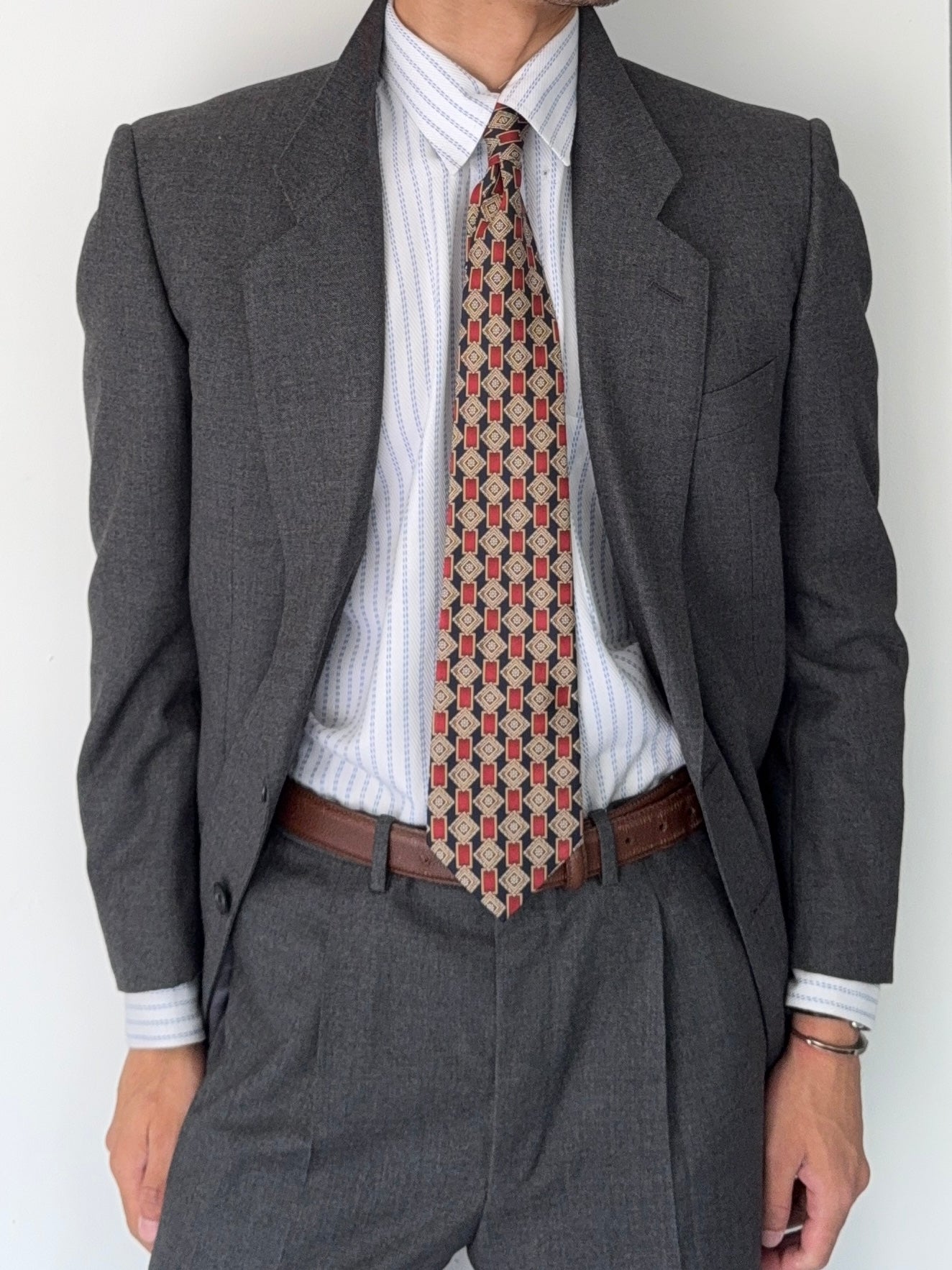 Givenchy 1980s 2B Pleated Wool Cerruti Fabric Grey Suit - Size S Jacket / 32" Waist