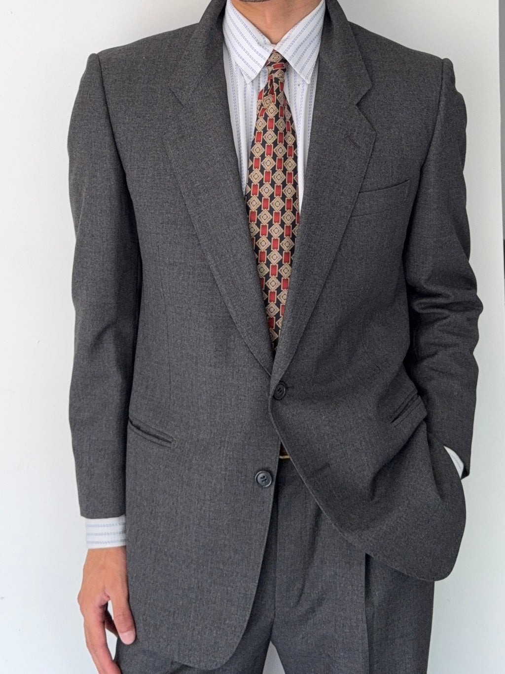Givenchy 1980s 2B Pleated Wool Cerruti Fabric Grey Suit - Size S Jacket / 32" Waist