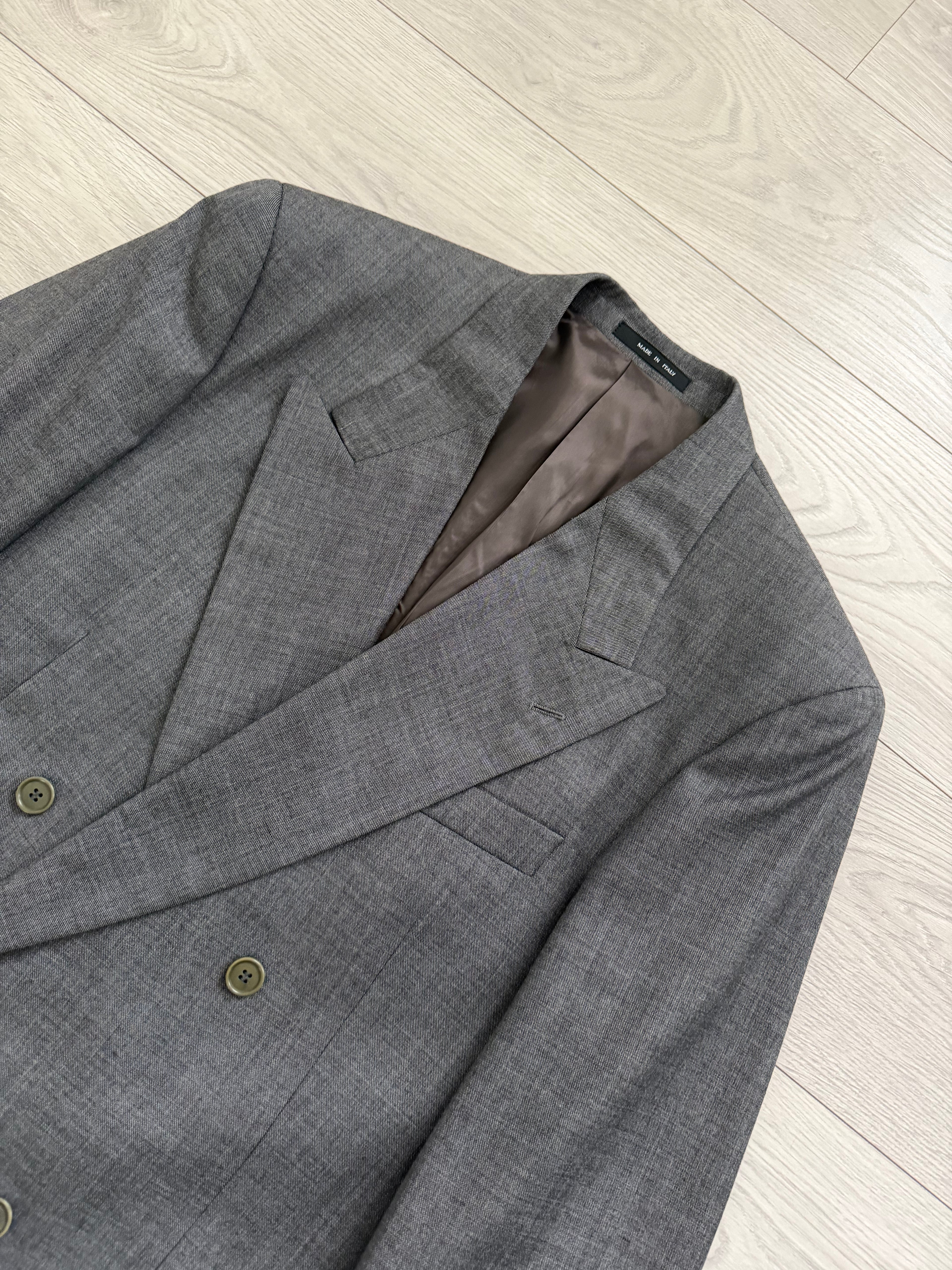 Emporio Armani 1990s Peaked Lapel Double Breasted Double-Pleated Wool Suit Grey - Size M Jacket / 32" Waist