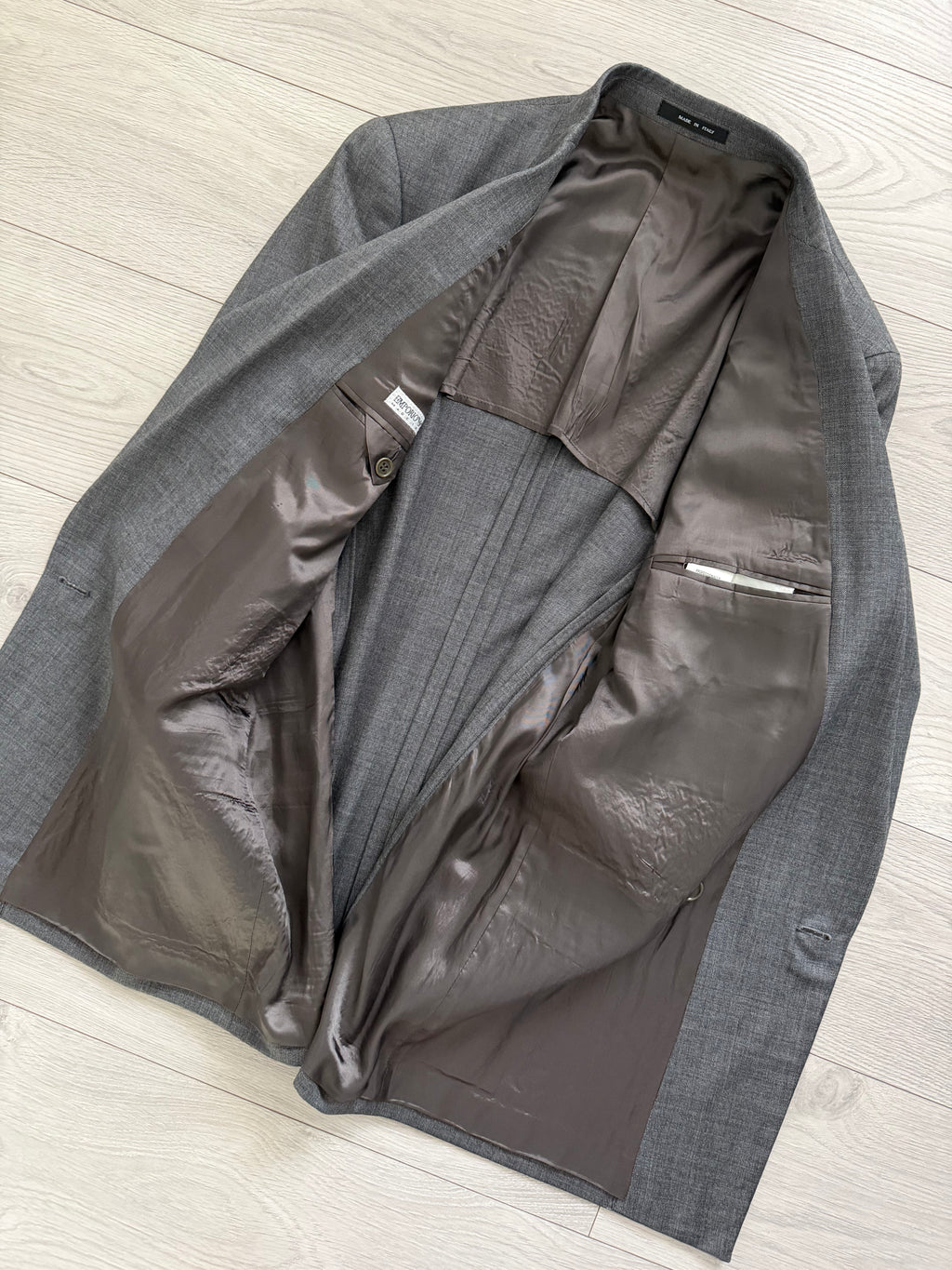 Emporio Armani 1990s Peaked Lapel Double Breasted Double-Pleated Wool Suit Grey - Size M Jacket / 32" Waist