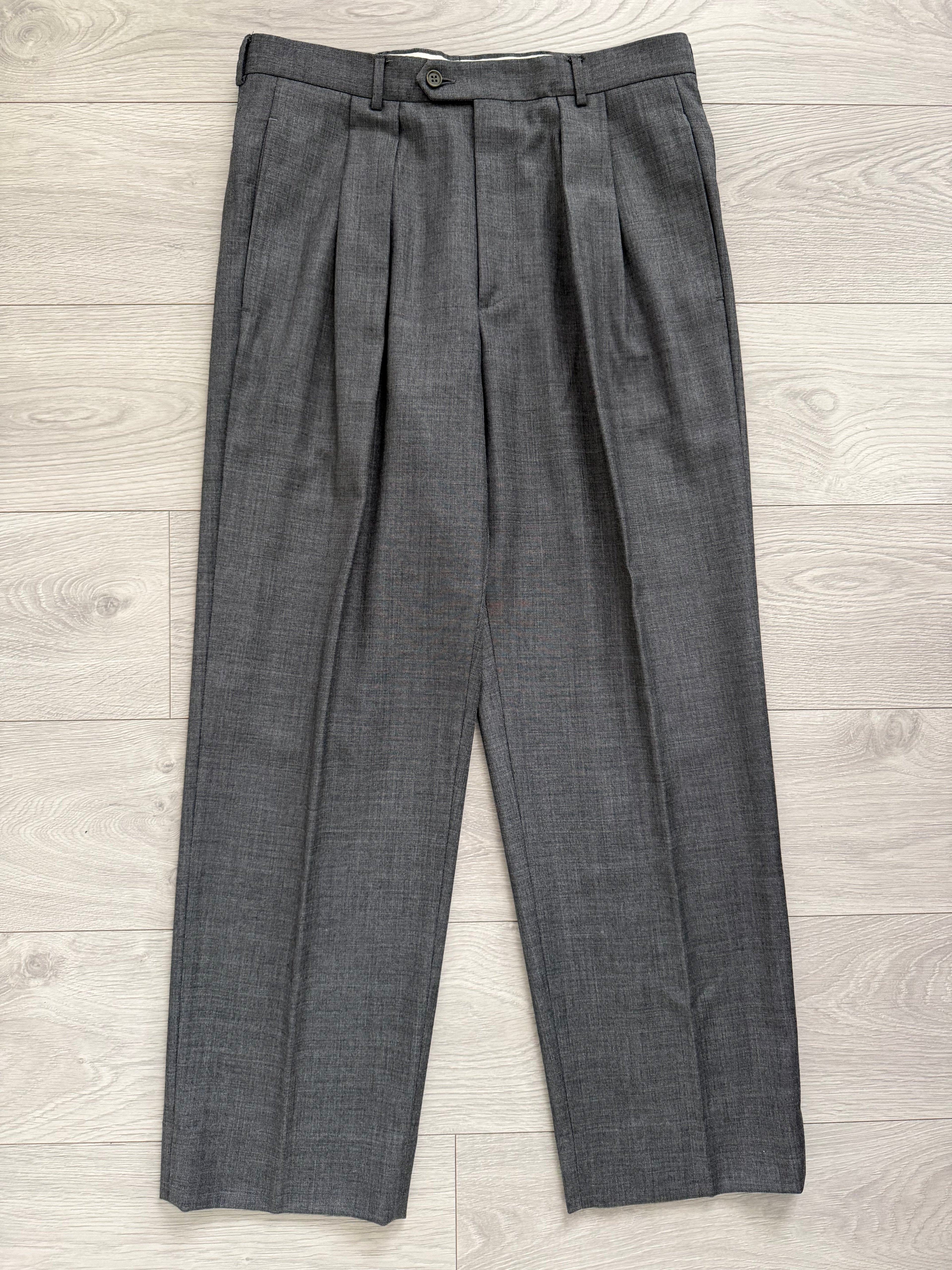 Emporio Armani 1990s Peaked Lapel Double Breasted Double-Pleated Wool Suit Grey - Size M Jacket / 32" Waist