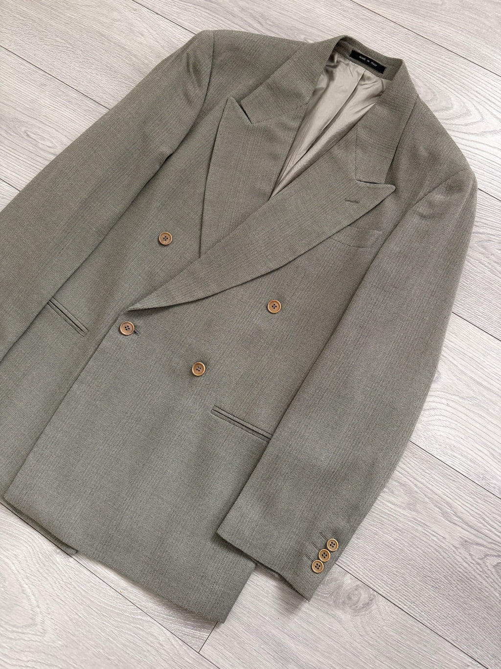 Emporio Armani 1990s Peaked Lapel Double Breasted Double-Pleated Wool Blend Suit Taupe Beige - Size L Jacket / 33" Waist