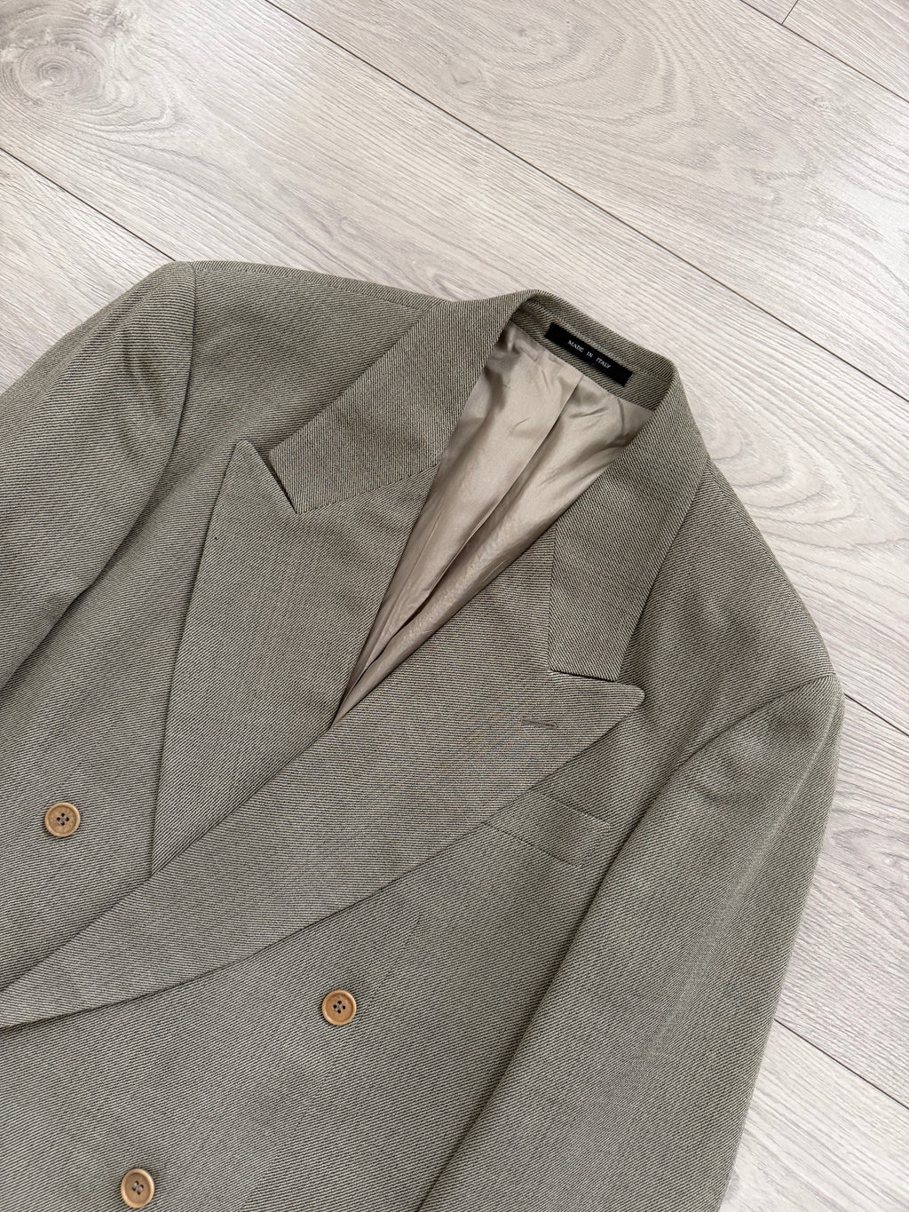 Emporio Armani 1990s Peaked Lapel Double Breasted Double-Pleated Wool Blend Suit Taupe Beige - Size L Jacket / 33" Waist
