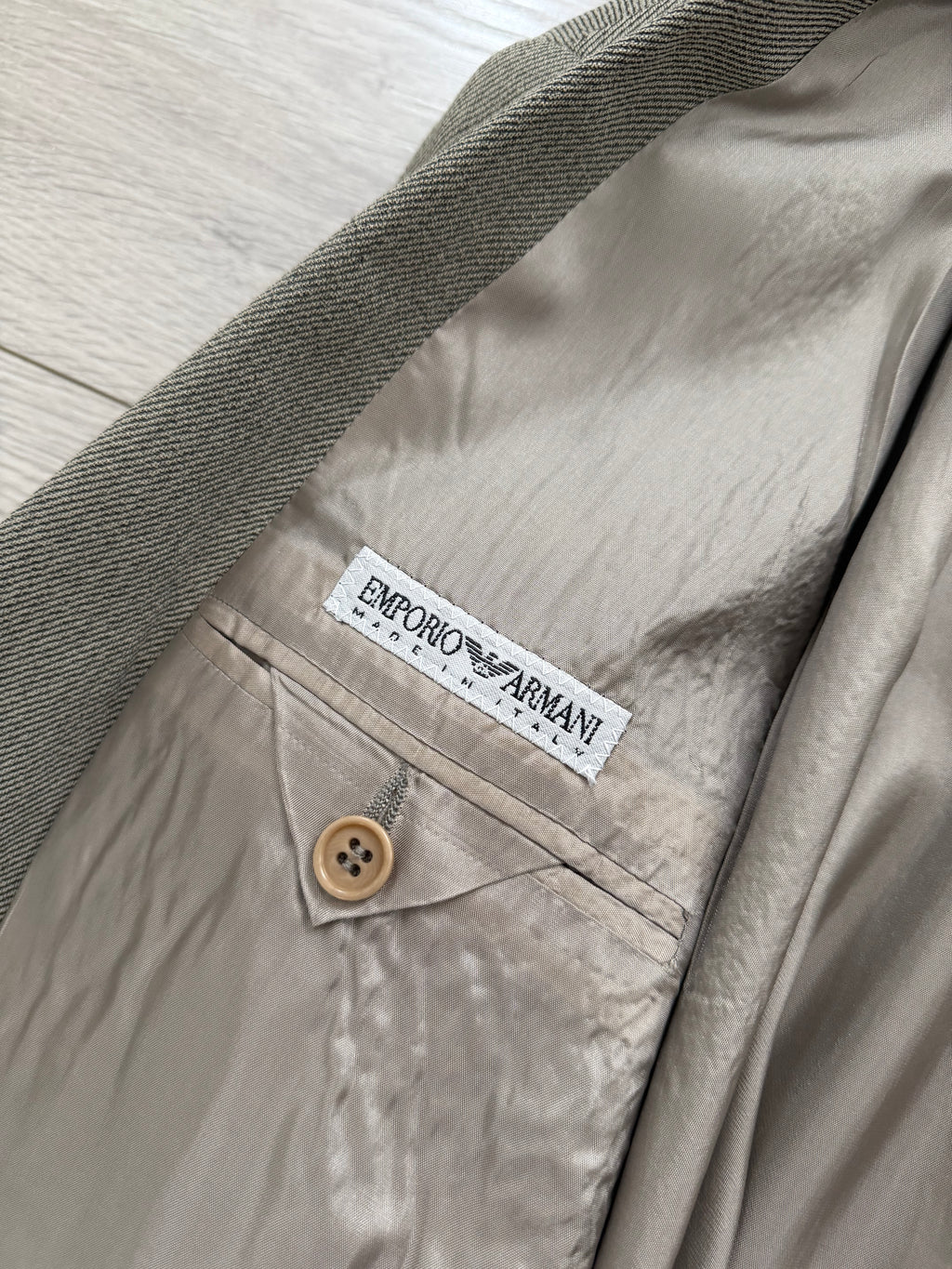 Emporio Armani 1990s Peaked Lapel Double Breasted Double-Pleated Wool Blend Suit Taupe Beige - Size L Jacket / 33" Waist