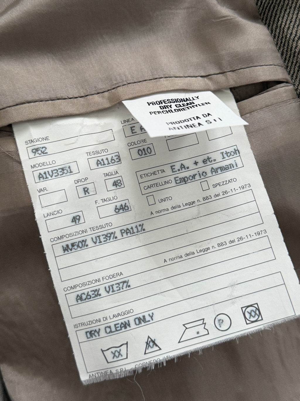 Emporio Armani 1990s Peaked Lapel Double Breasted Double-Pleated Wool Blend Suit Taupe Beige - Size L Jacket / 33" Waist