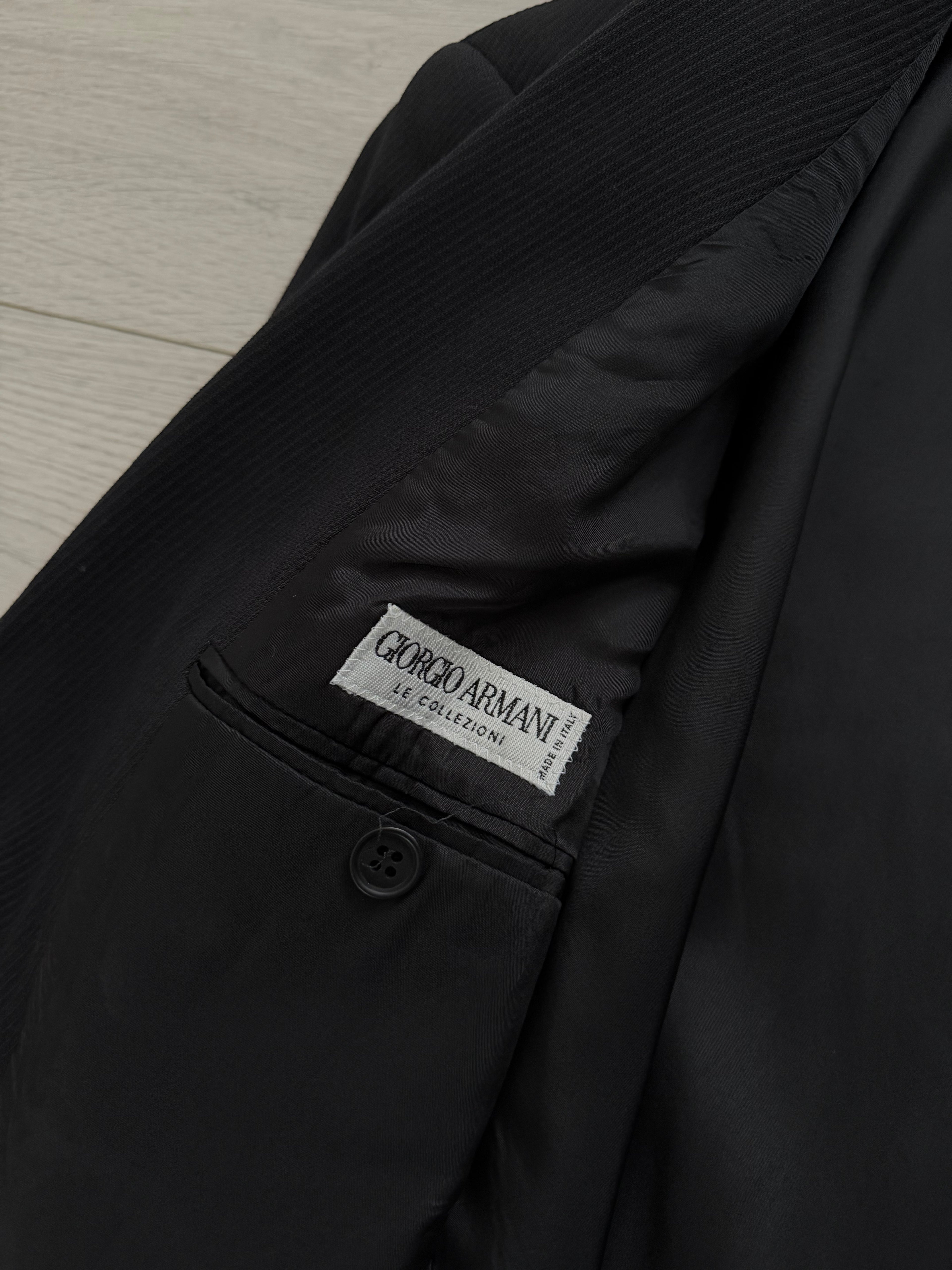 Giorgio Armani 1980s 3B Black Twill Wool Pleated Suit - Size S Jacket / 32" Waist