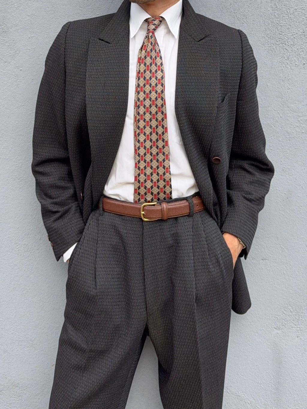 Verri Uomo Armani 1990s Peaked Lapel Double Breasted 6B Wool Textured Brown Suit - Size S Jacket / 32" Waist