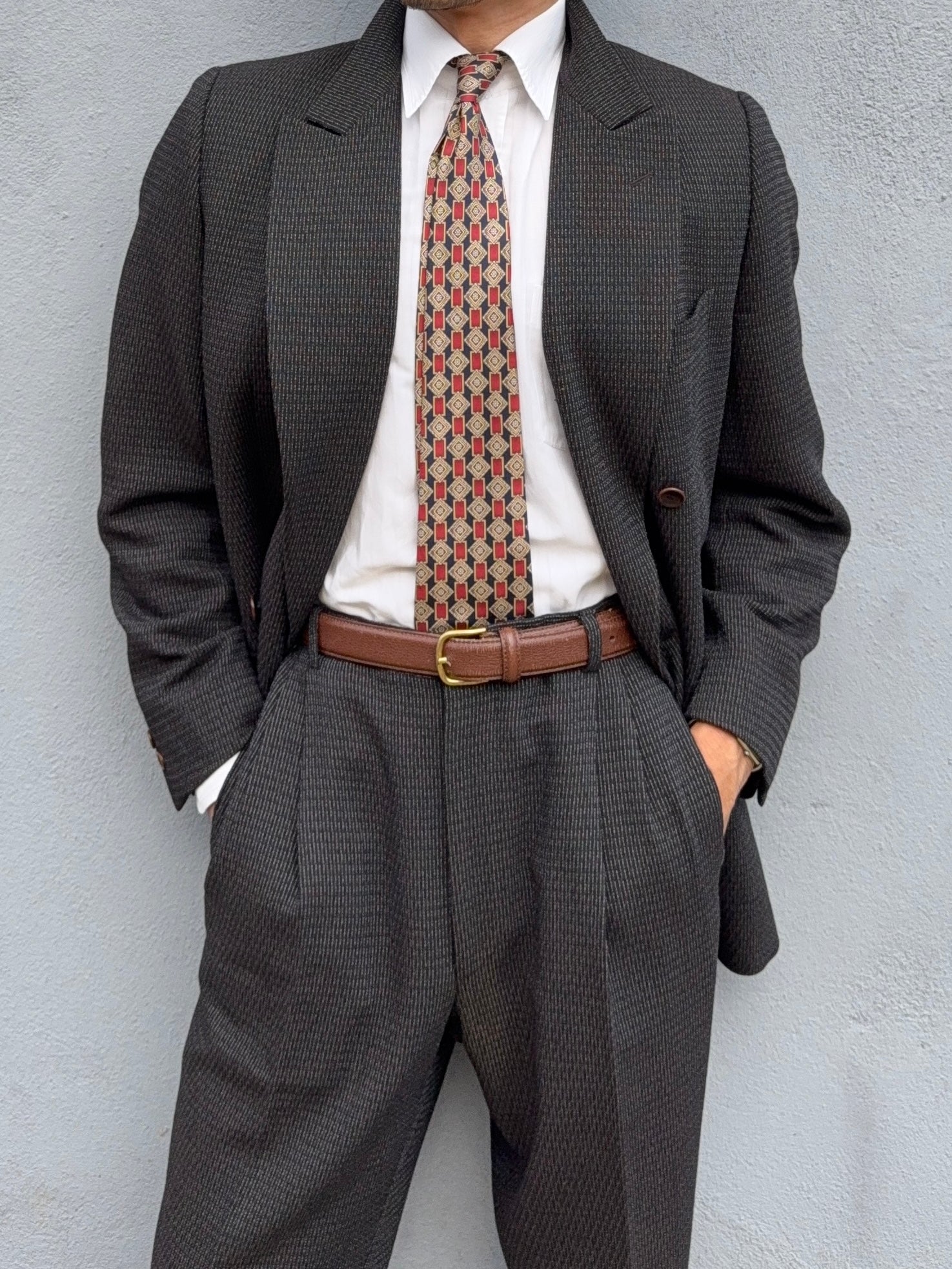 Verri Uomo Armani 1990s Peaked Lapel Double Breasted 6B Wool Textured Brown Suit - Size S Jacket / 32" Waist