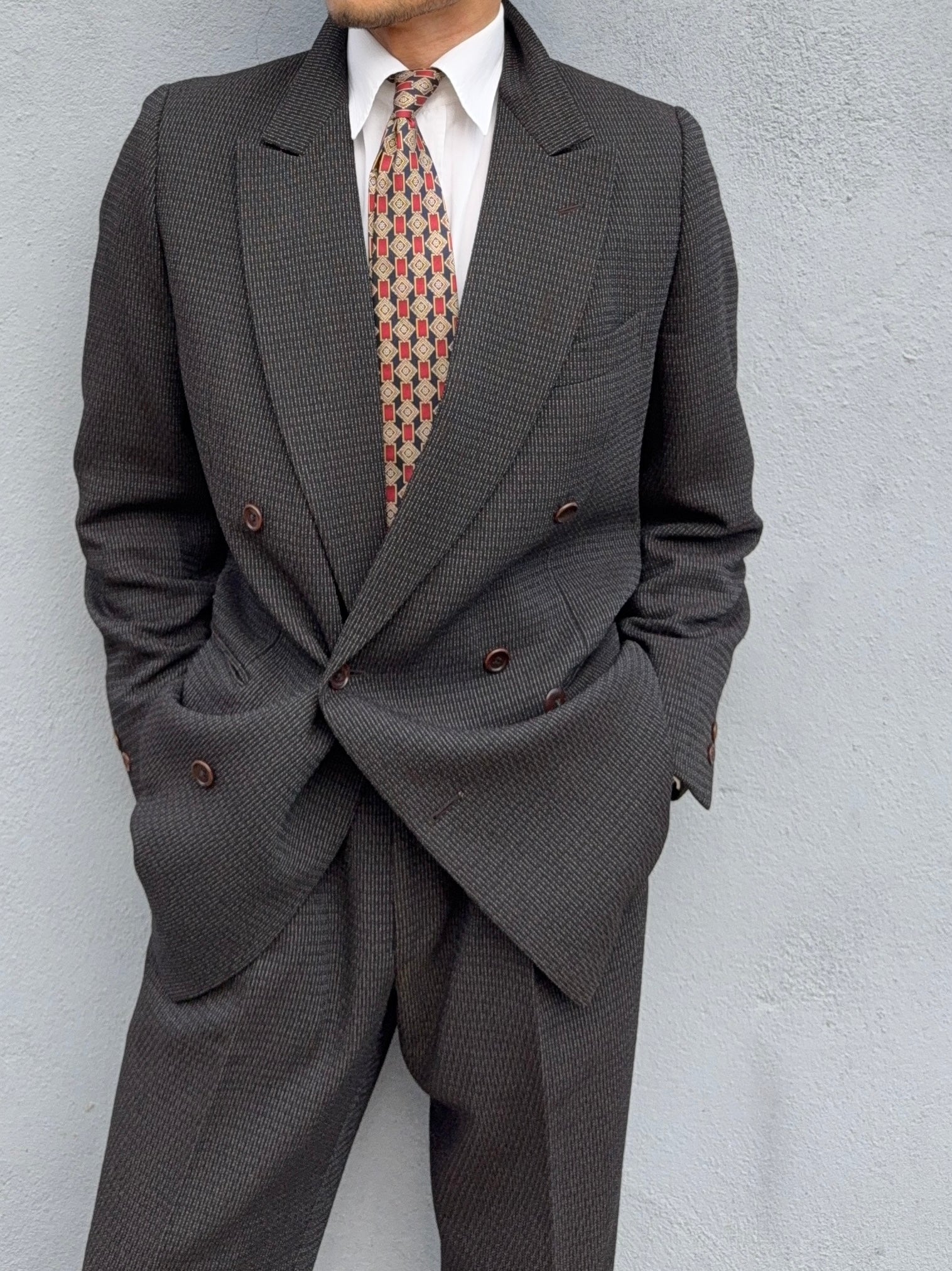 Verri Uomo Armani 1990s Peaked Lapel Double Breasted 6B Wool Textured Brown Suit - Size S Jacket / 32" Waist