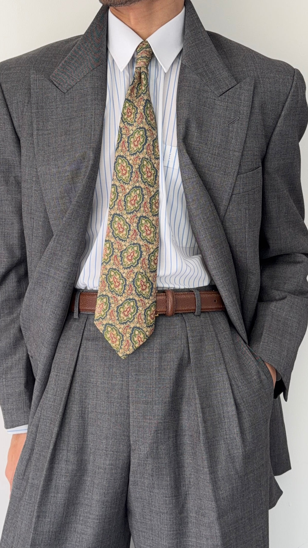 Emporio Armani 1990s Peaked Lapel Double Breasted Double-Pleated Wool Suit Grey - Size M Jacket / 32" Waist