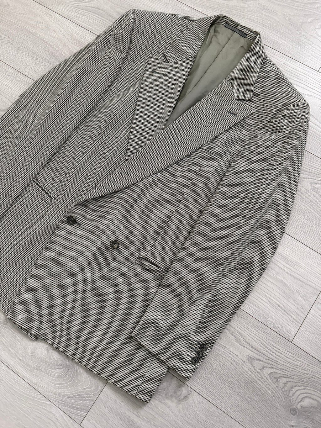 Versace 1990s Peaked Lapel Double Breasted Textured Wool Sport Jacket Blazer Grey - Size XL