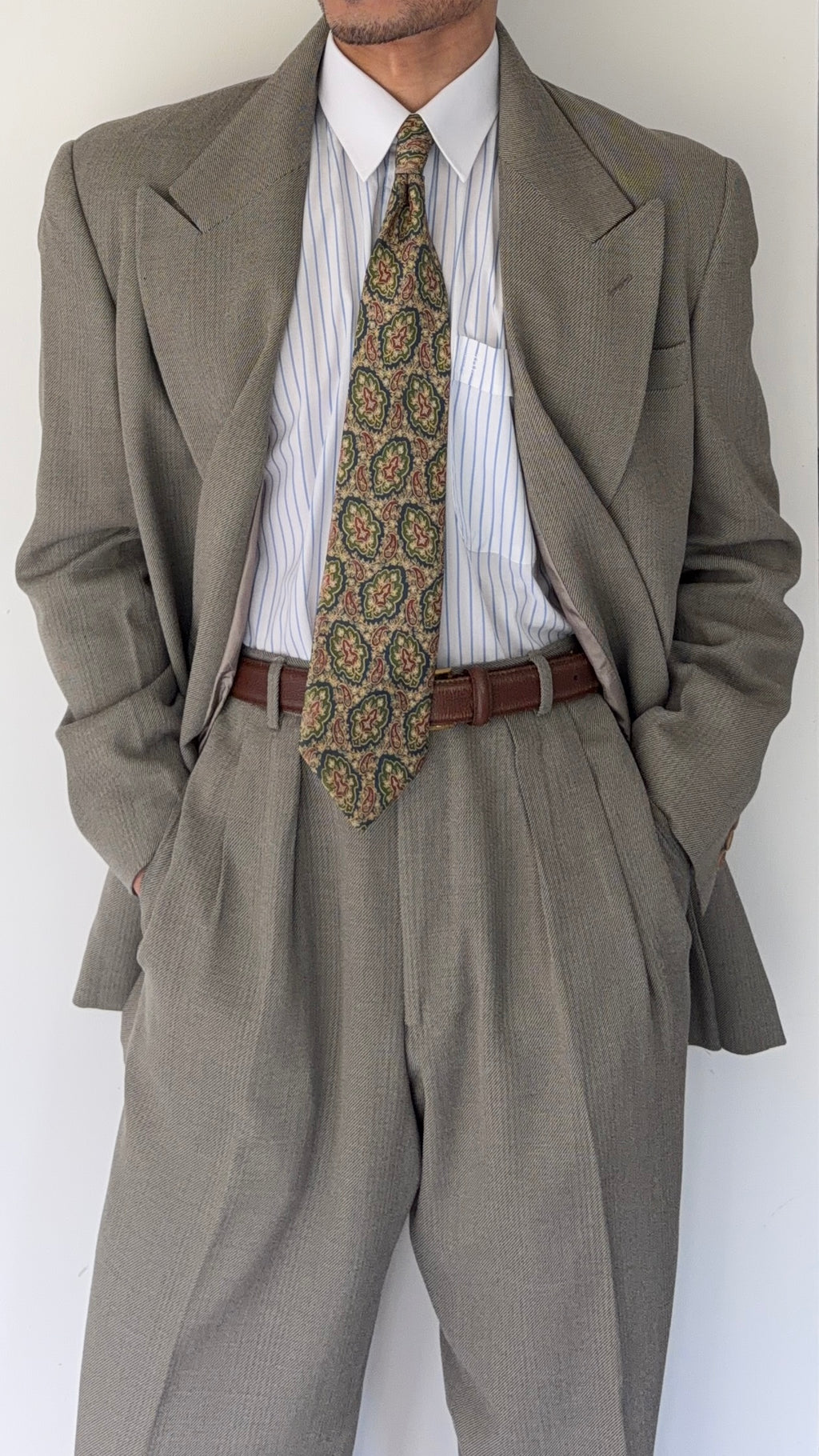 Emporio Armani 1990s Peaked Lapel Double Breasted Double-Pleated Wool Blend Suit Taupe Beige - Size L Jacket / 33" Waist