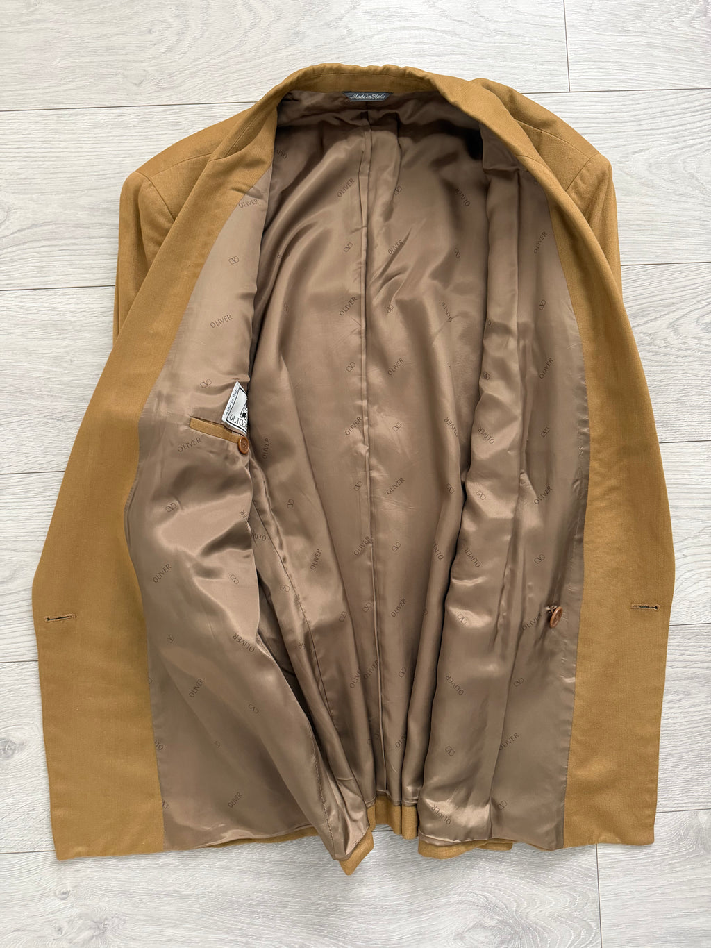 Valentino 1990s Peaked Lapel Double Breasted Viscose Wool Sport Jacket Blazer - Size L