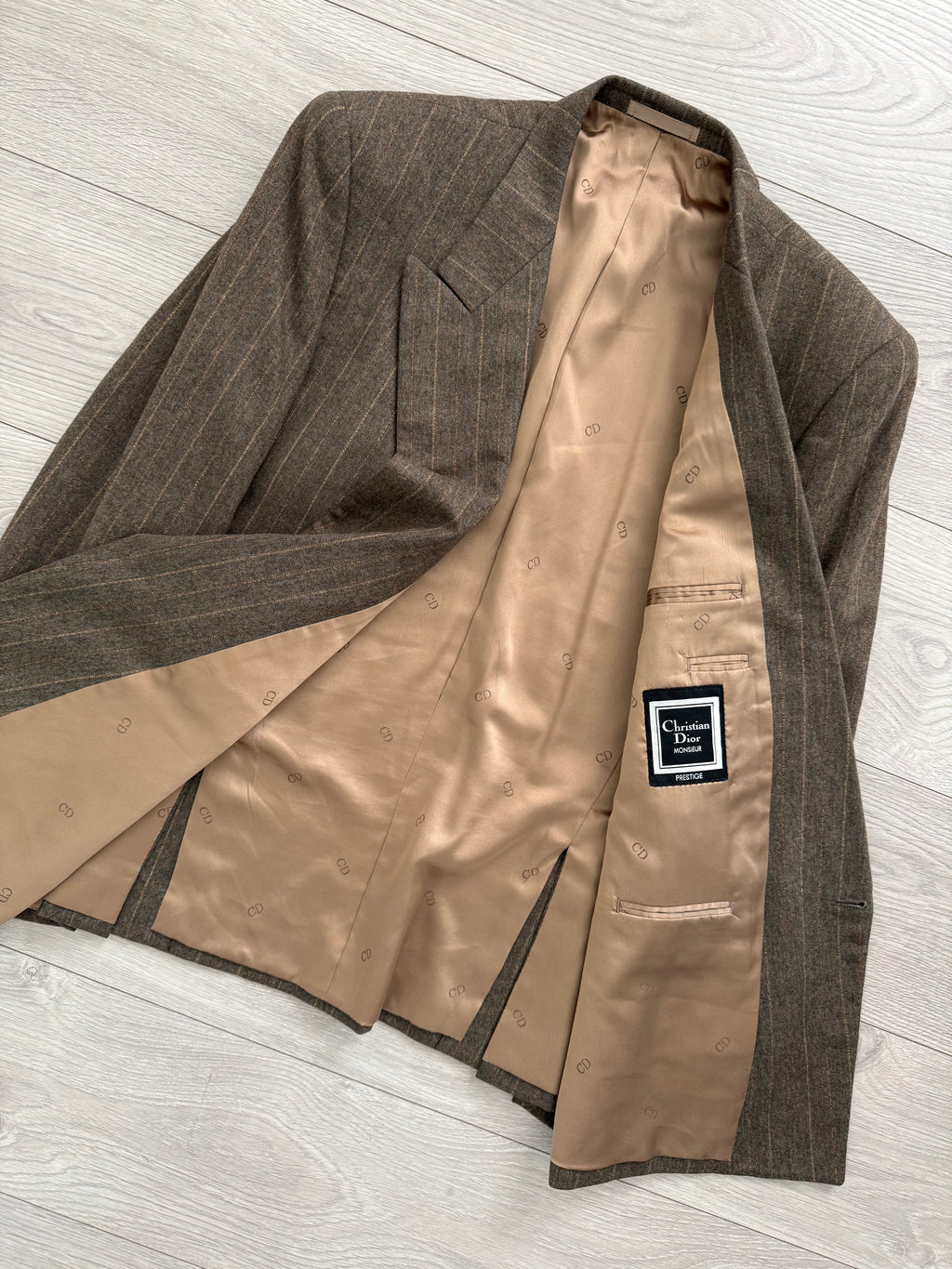 Christian Dior 1980s Peaked Lapel Double Breasted Pleated Wool Suit - Size M Jacket / 32" Waist