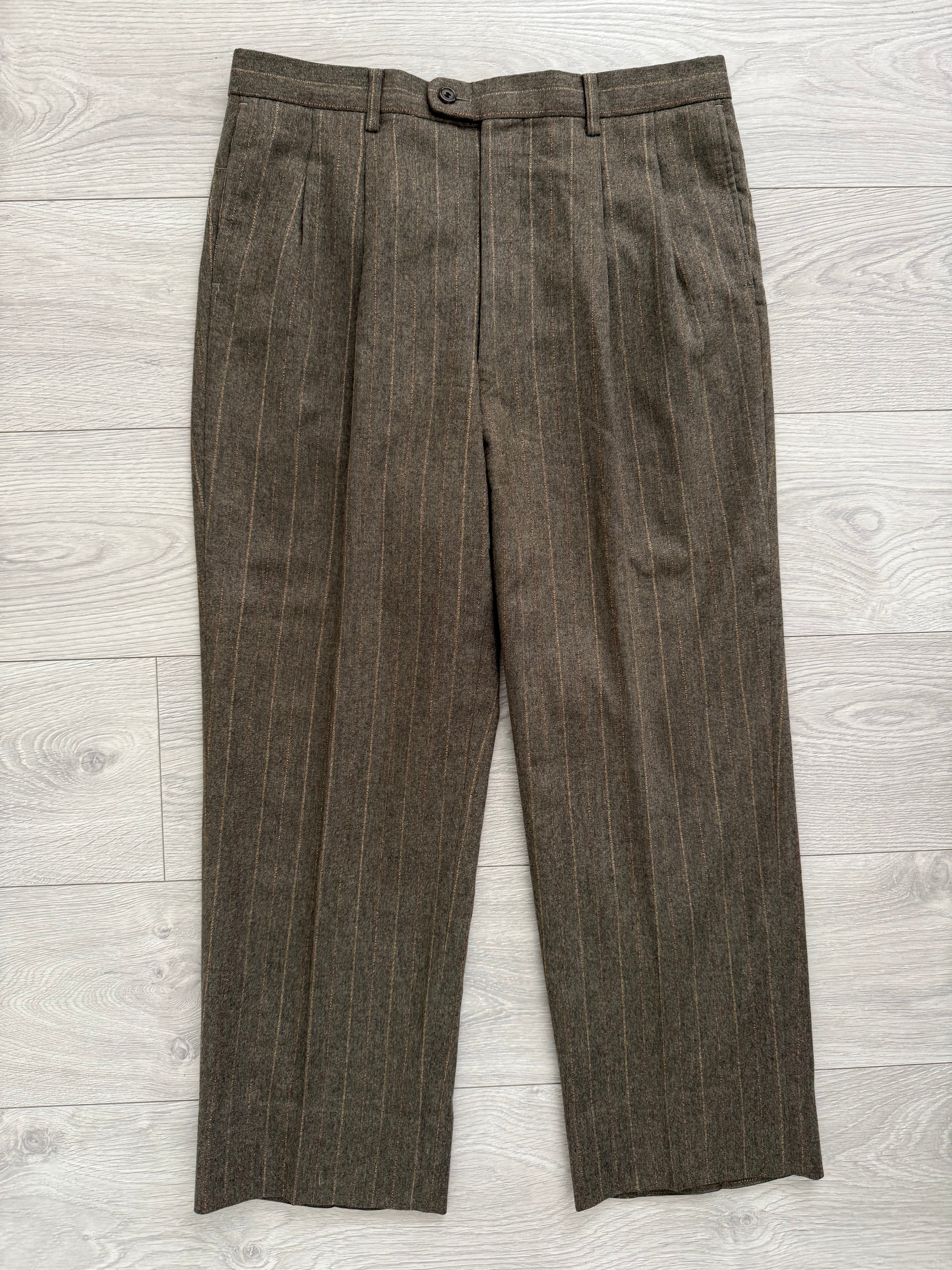 Christian Dior 1980s Peaked Lapel Double Breasted Pleated Wool Suit - Size M Jacket / 32" Waist